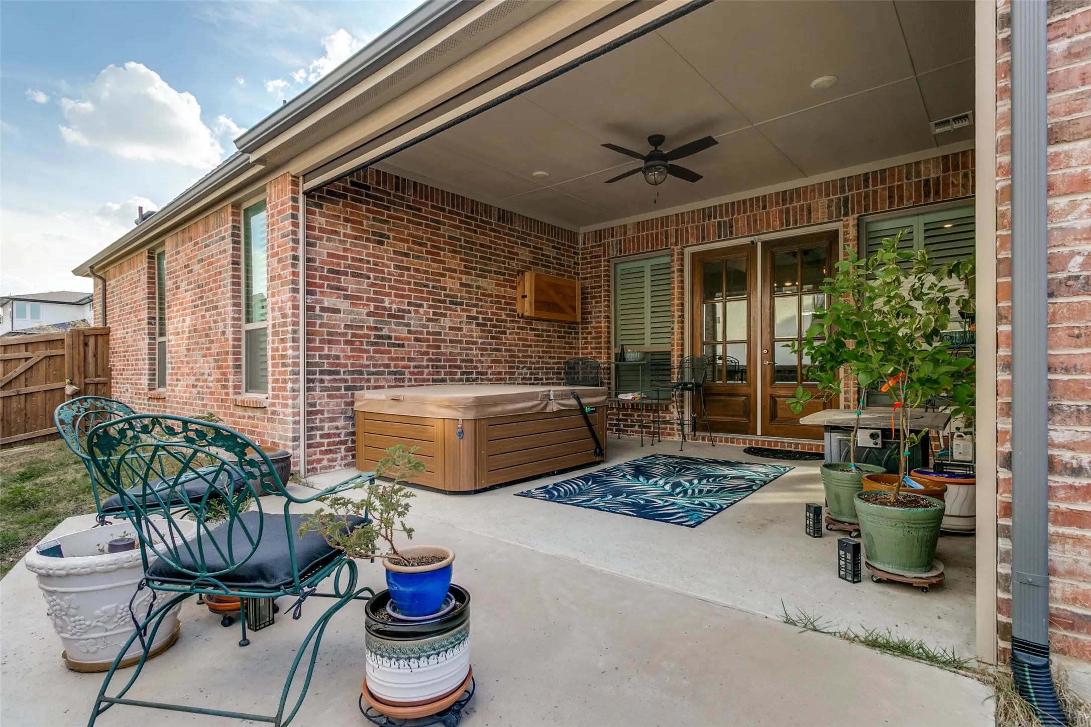 Single Family Residence For Sale in Parker County , 14356 Walsh Avenue, Fort Worth, Texas 76008, 3 Bedroom, 4 Bathroom, 3 Garage spaces, 3,418 Sqft, built in 2021, mls#21393813, Real Estate Agent in Fort Worth, Homes For Sale in Parker county, Homes For Sale in Fort Worth, Realtor in Fort Worth Texas, Real Estate Brokerage Independent Realty Texas, Luminita Cordes Realtor