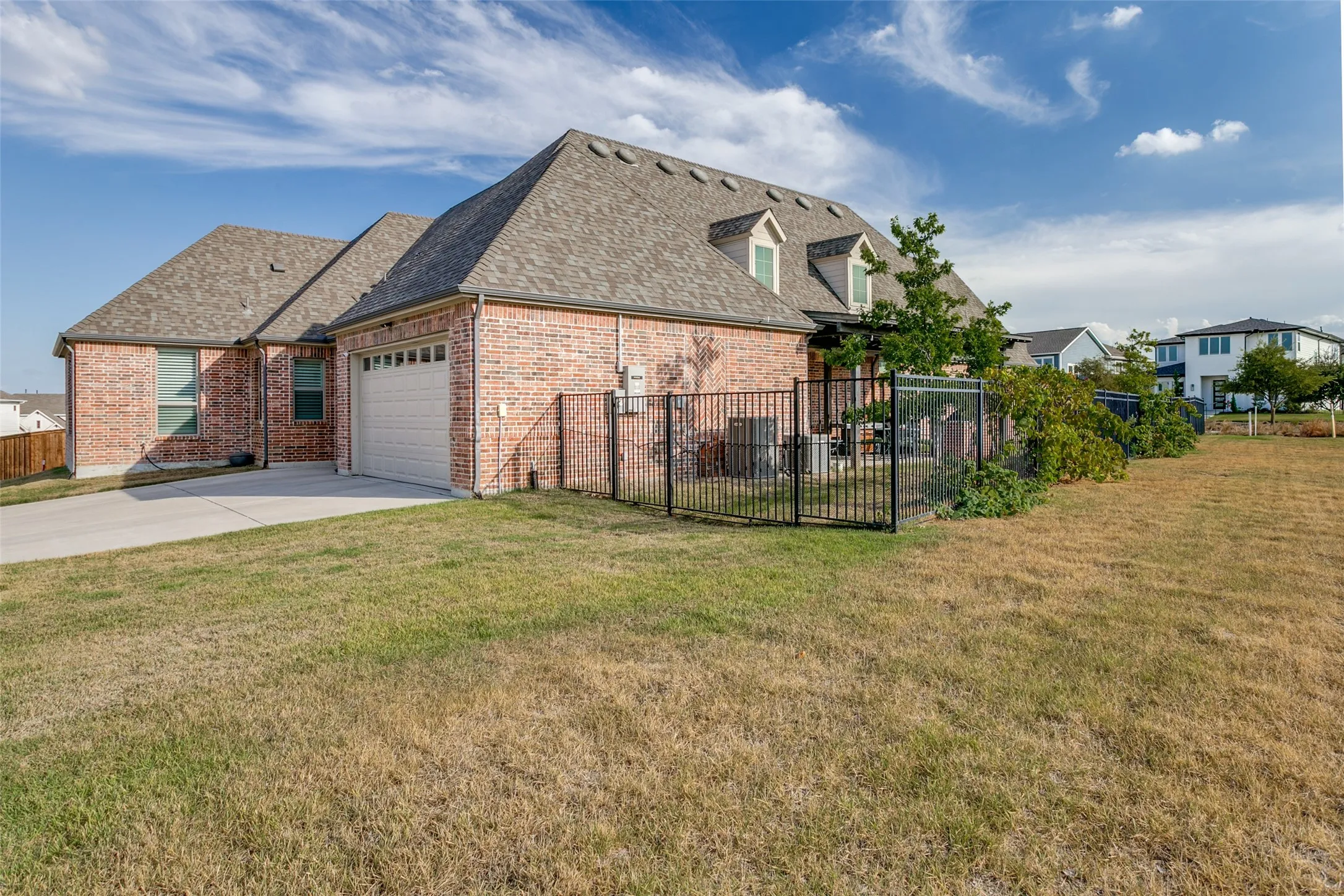 Single Family Residence For Sale in Parker County , 14356 Walsh Avenue, Fort Worth, Texas 76008, 3 Bedroom, 4 Bathroom, 3 Garage spaces, 3,418 Sqft, built in 2021, mls#21393813, Real Estate Agent in Fort Worth, Homes For Sale in Parker county, Homes For Sale in Fort Worth, Realtor in Fort Worth Texas, Real Estate Brokerage Independent Realty Texas, Luminita Cordes Realtor