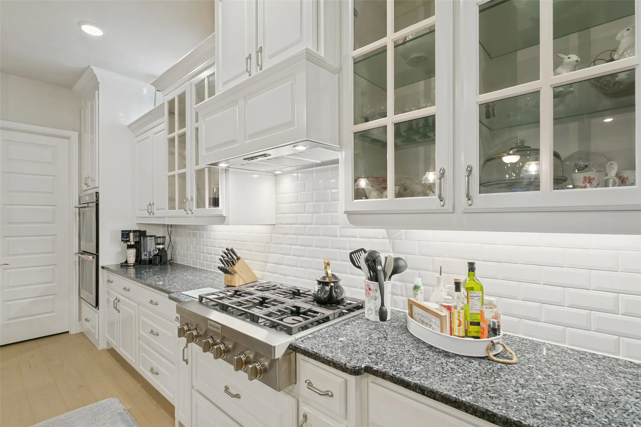 Single Family Residence For Sale in Parker County , 14356 Walsh Avenue, Fort Worth, Texas 76008, 3 Bedroom, 4 Bathroom, 3 Garage spaces, 3,418 Sqft, built in 2021, mls#21393813, Real Estate Agent in Fort Worth, Homes For Sale in Parker county, Homes For Sale in Fort Worth, Realtor in Fort Worth Texas, Real Estate Brokerage Independent Realty Texas, Luminita Cordes Realtor