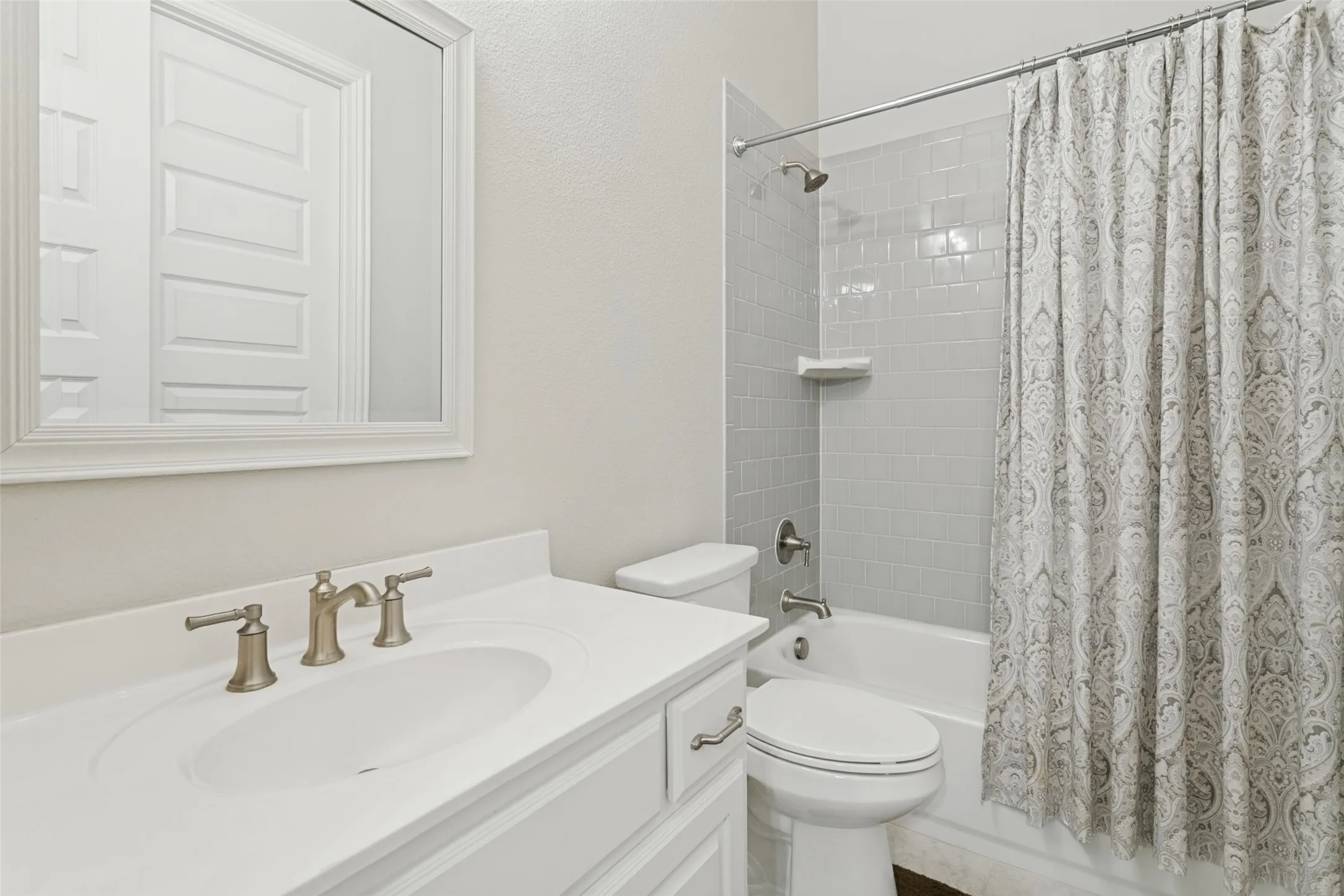 Single Family Residence For Sale in Parker County , 14356 Walsh Avenue, Fort Worth, Texas 76008, 3 Bedroom, 4 Bathroom, 3 Garage spaces, 3,418 Sqft, built in 2021, mls#21393813, Real Estate Agent in Fort Worth, Homes For Sale in Parker county, Homes For Sale in Fort Worth, Realtor in Fort Worth Texas, Real Estate Brokerage Independent Realty Texas, Luminita Cordes Realtor