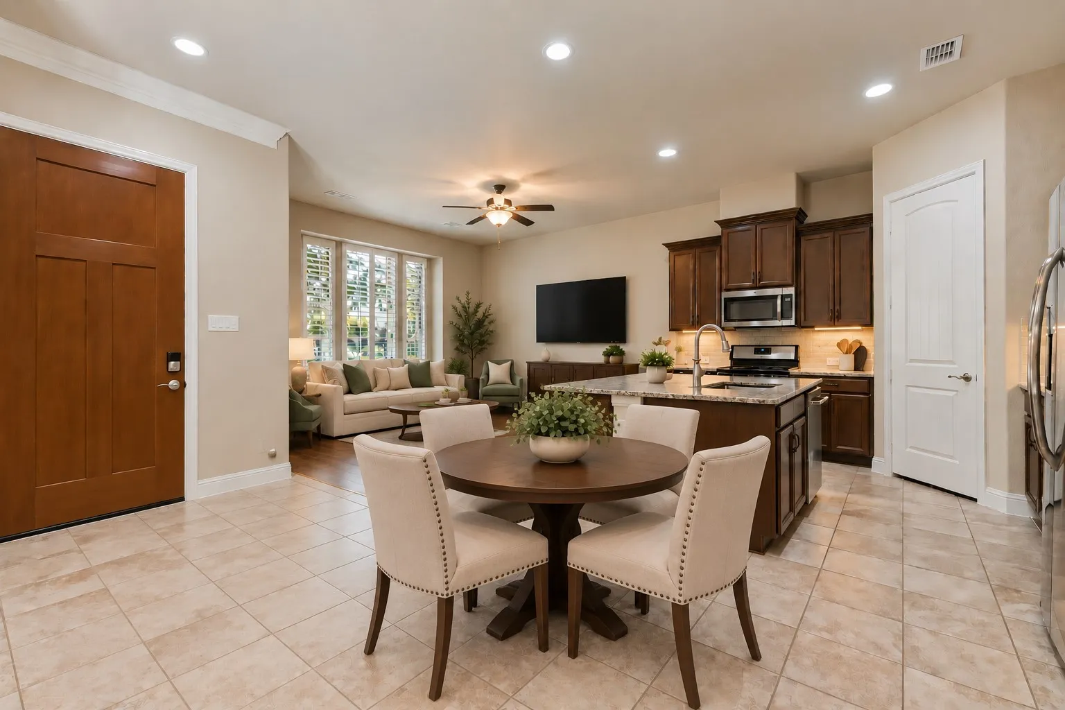 Fabulous open floor plan - virtually staged
