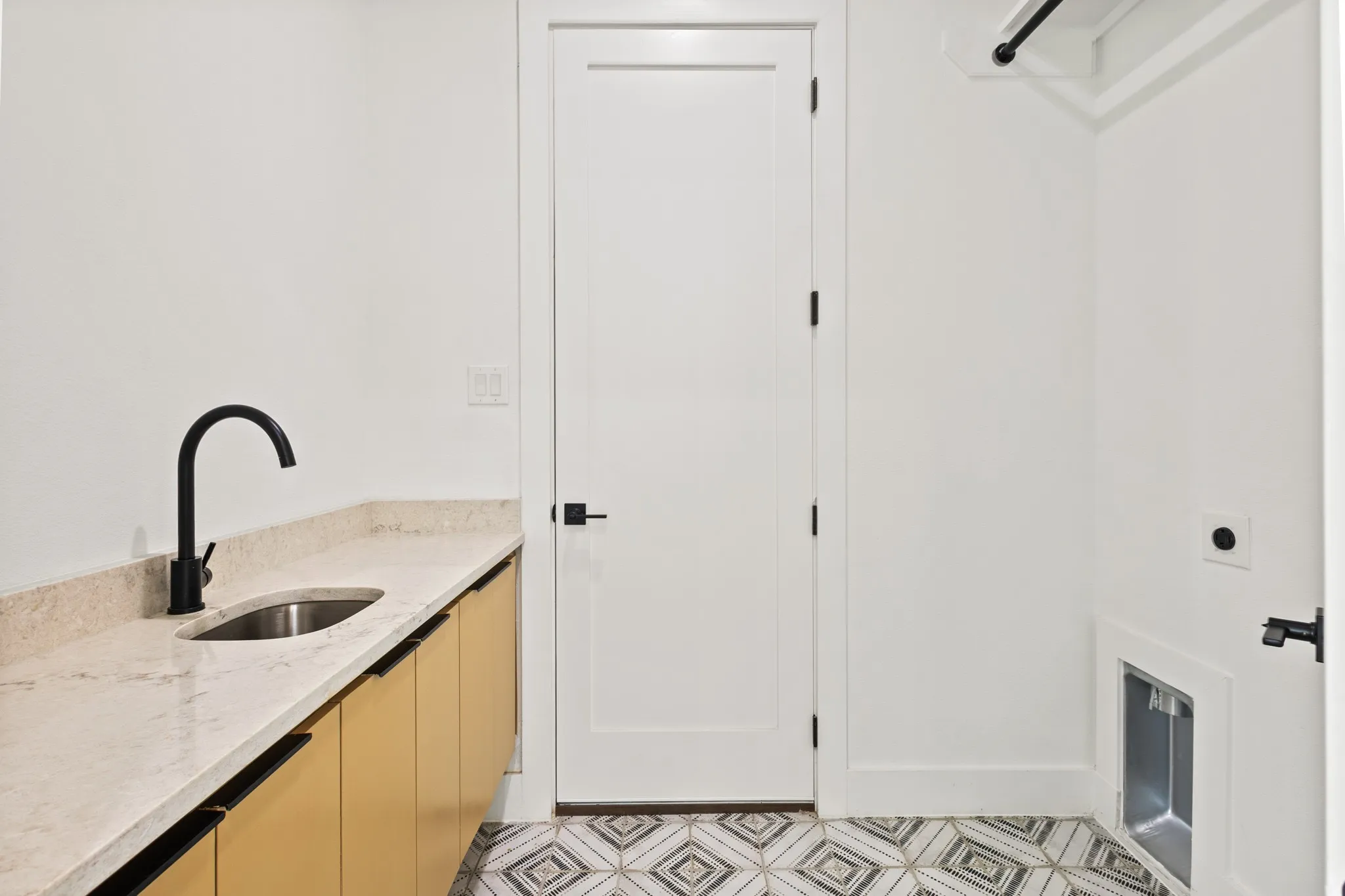 Single Family Residence For Sale in Dallas County , 1503 Dennison Street, Dallas, Texas 75212, 5 Bedroom, 4 Bathroom, 2 Garage spaces, 3,545 Sqft, built in 2026, mls#21394022, Real Estate Agent in Dallas, Homes For Sale in Dallas county, Homes For Sale in Dallas, Realtor in Dallas Texas, Real Estate Brokerage Independent Realty Texas, Luminita Cordes Realtor