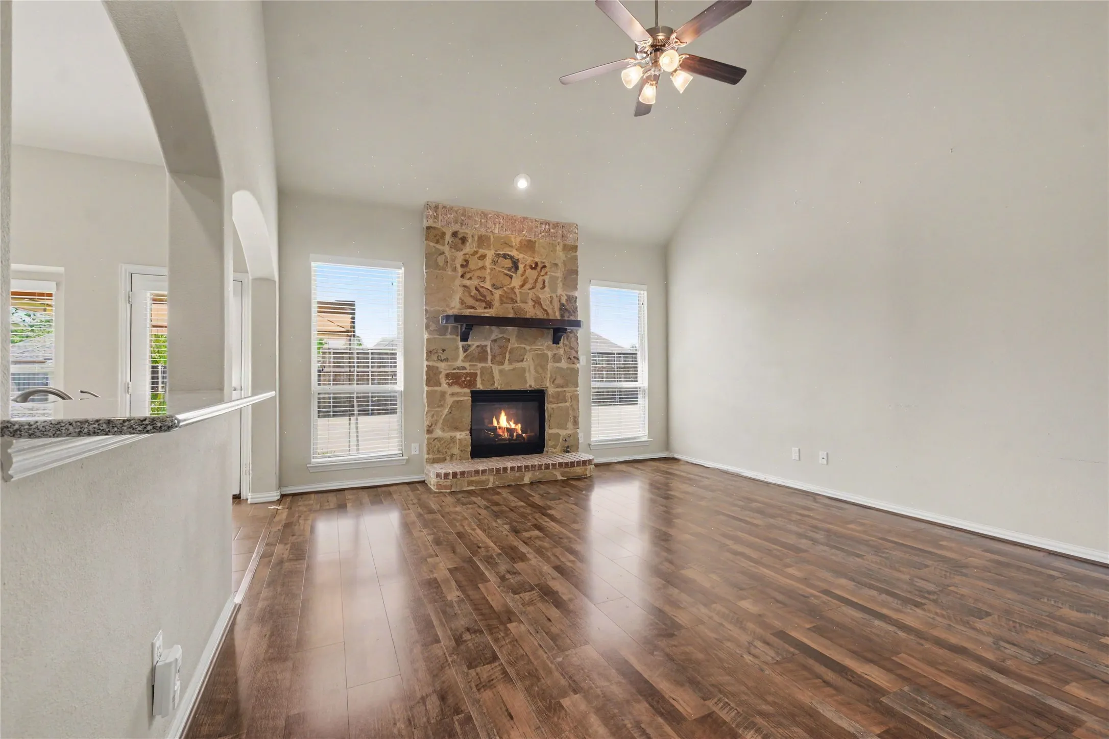 Single Family Residence For Sale in Kaufman County , 1134 Hickory Park, Forney, Texas 75126, 5 Bedroom, 4 Bathroom, 2 Garage spaces, 2,952 Sqft, built in 2013, mls#21392302, Real Estate Agent in Forney, Homes For Sale in Kaufman county, Homes For Sale in Forney, Realtor in Forney Texas, Real Estate Brokerage Independent Realty Texas, Luminita Cordes Realtor