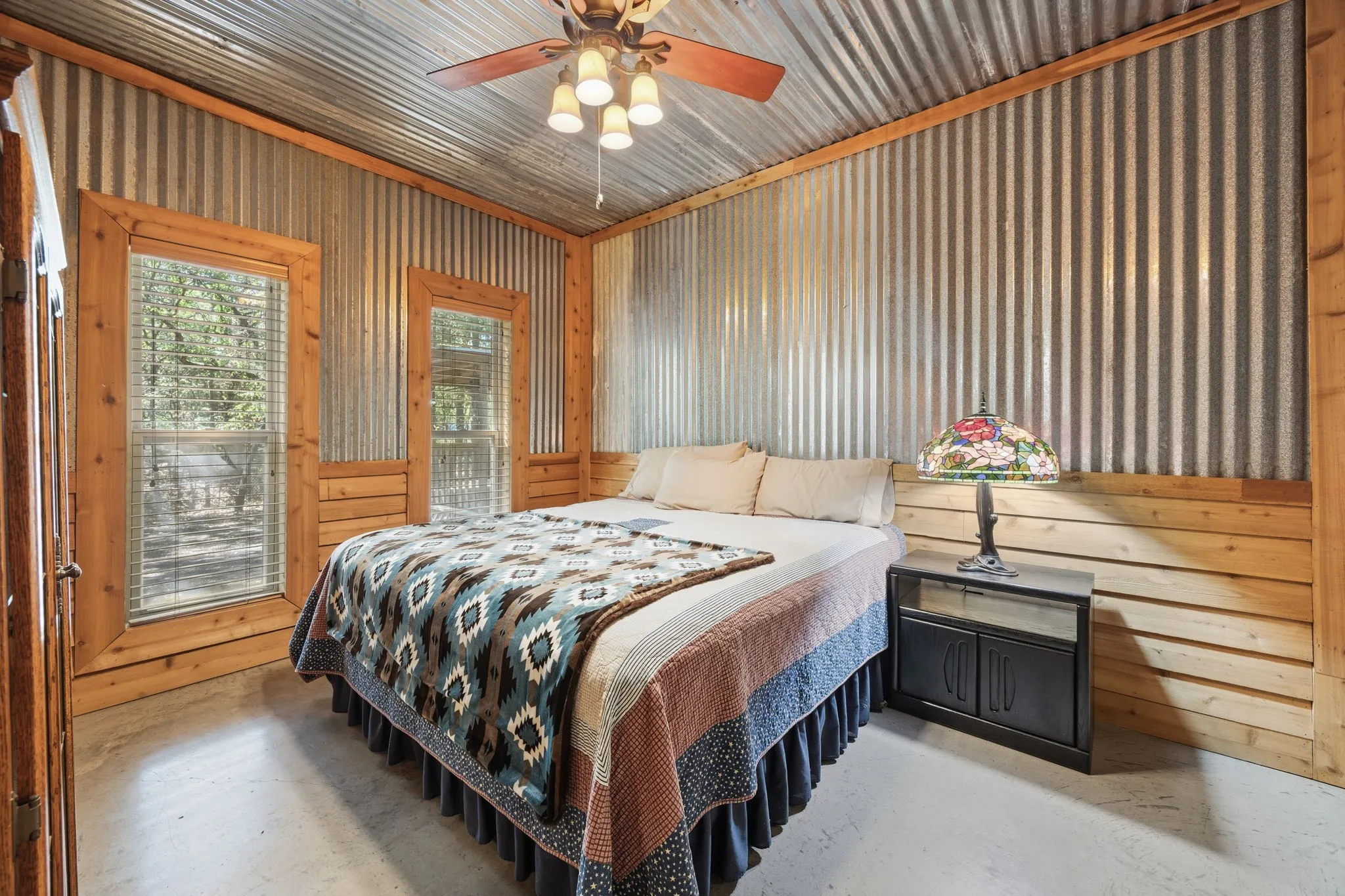 Single Family Residence For Sale in Hunt County , 9621 County Road 2440, Royse City, Texas 75189, 2 Bedroom, 2 Bathroom, Garage spaces, 2,000 Sqft, built in 2006, mls#21362845, Real Estate Agent in Royse City, Homes For Sale in Hunt county, Homes For Sale in Royse City, Realtor in Royse City Texas, Real Estate Brokerage Independent Realty Texas, Luminita Cordes Realtor