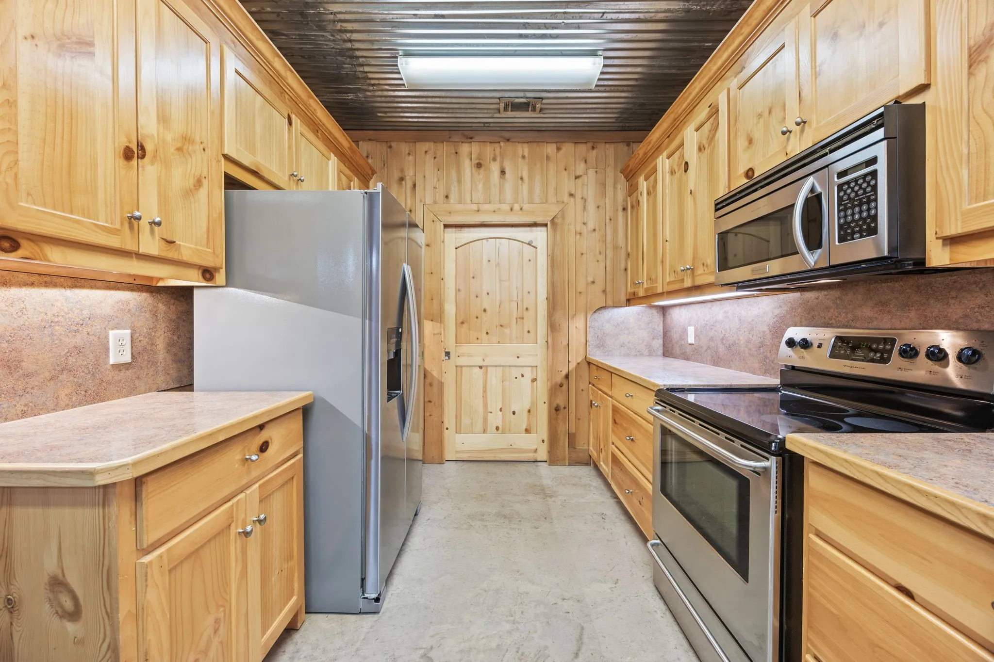 Single Family Residence For Sale in Hunt County , 9621 County Road 2440, Royse City, Texas 75189, 2 Bedroom, 2 Bathroom, Garage spaces, 2,000 Sqft, built in 2006, mls#21362845, Real Estate Agent in Royse City, Homes For Sale in Hunt county, Homes For Sale in Royse City, Realtor in Royse City Texas, Real Estate Brokerage Independent Realty Texas, Luminita Cordes Realtor