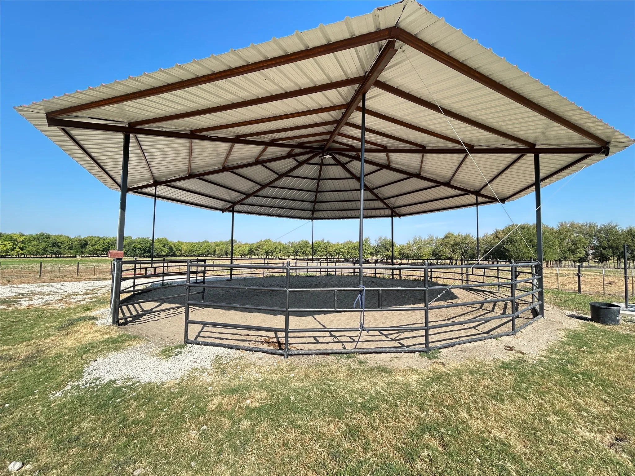 Ranch For Sale in Hunt County , 7580 County Road 4807, Ladonia, Texas 75449, 0, 0, Garage spaces, 0 Sqft, built in 0, mls#21394033, Real Estate Agent in Ladonia, Homes For Sale in Hunt county, Homes For Sale in Ladonia, Realtor in Ladonia Texas, Real Estate Brokerage Independent Realty Texas, Luminita Cordes Realtor