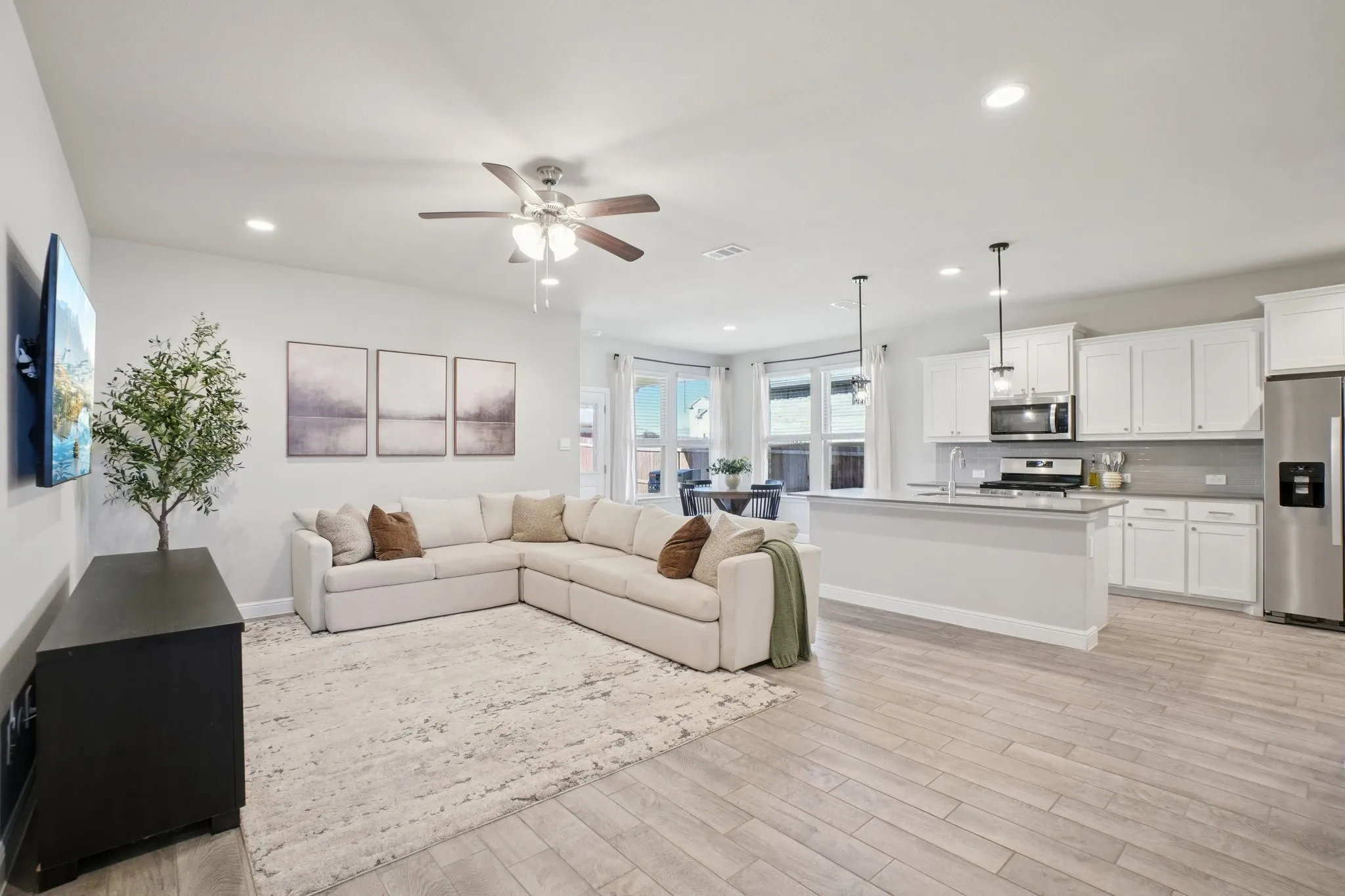 Single Family Residence For Rent in Tarrant County , 14005 Medusa Drive, Haslet, Texas 76052, 4 Bedroom, 2 Bathroom, 2 Garage spaces, 1,816 Sqft, built in 2024, mls#21394250, Real Estate Agent in Haslet, Homes For Rent in Tarrant county, Homes For Rent in Haslet, Realtor in Haslet Texas, Real Estate Brokerage Independent Realty Texas, Luminita Cordes Realtor