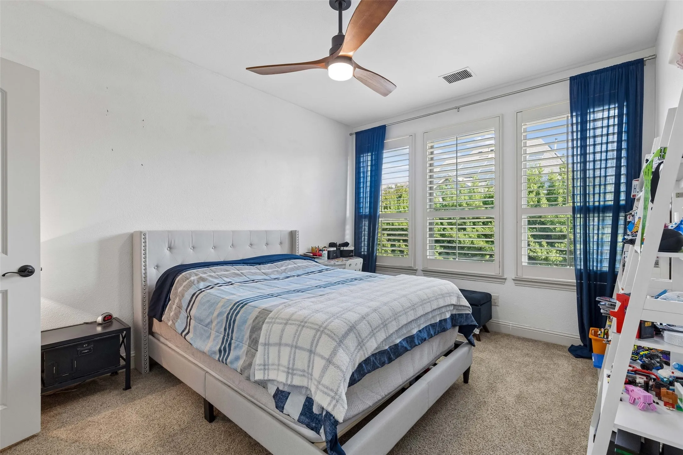 Upstairs bedroom #4