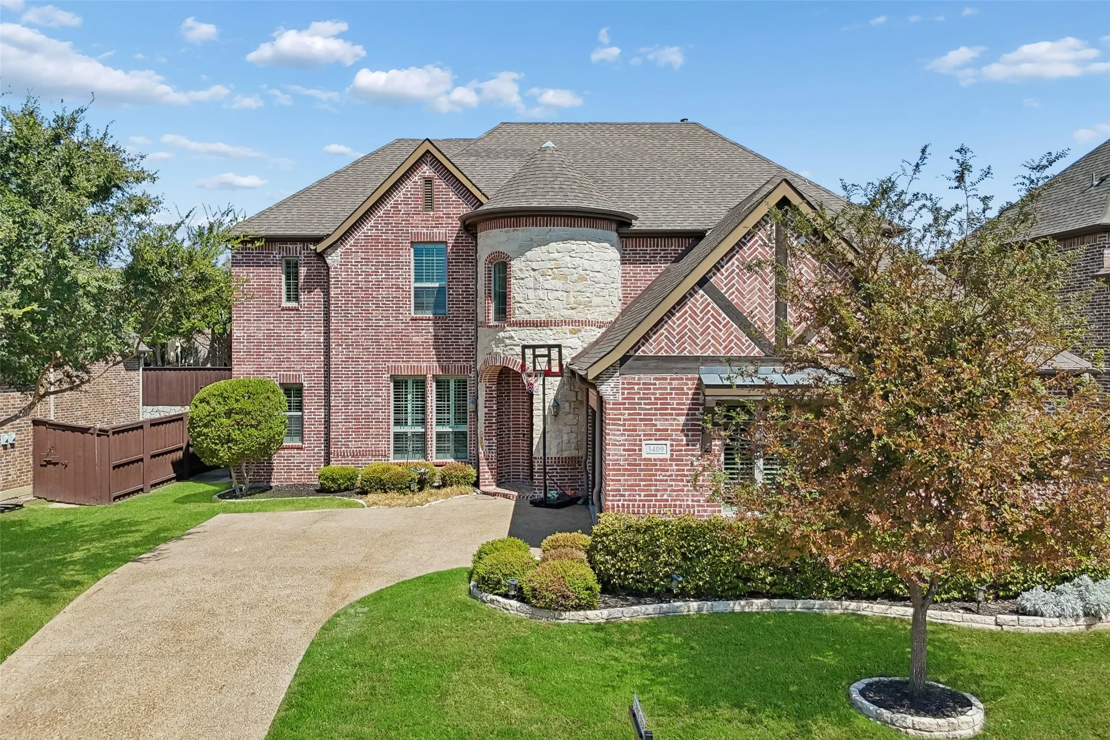 Single Family Residence For Rent in Denton County , 3409 Dunbar Court, The Colony, Texas 75056, 5 Bedroom, 5 Bathroom, 2 Garage spaces, 4,349 Sqft, built in 2014, mls#21394302, Real Estate Agent in The Colony, Homes For Rent in Denton county, Homes For Rent in The Colony, Realtor in The Colony Texas, Real Estate Brokerage Independent Realty Texas, Luminita Cordes Realtor