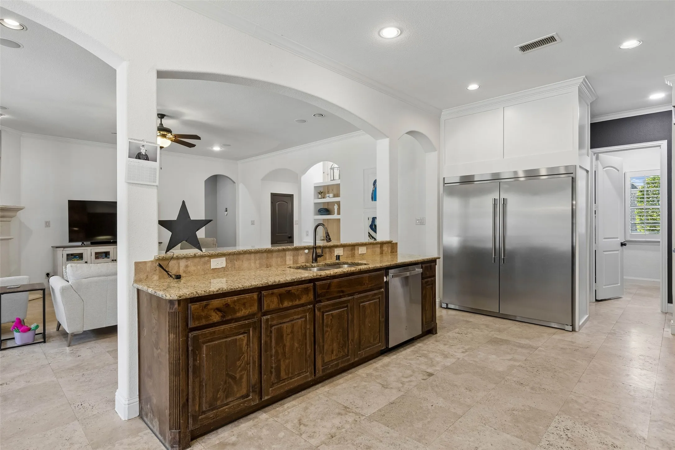 Single Family Residence For Rent in Denton County , 3409 Dunbar Court, The Colony, Texas 75056, 5 Bedroom, 5 Bathroom, 2 Garage spaces, 4,349 Sqft, built in 2014, mls#21394302, Real Estate Agent in The Colony, Homes For Rent in Denton county, Homes For Rent in The Colony, Realtor in The Colony Texas, Real Estate Brokerage Independent Realty Texas, Luminita Cordes Realtor