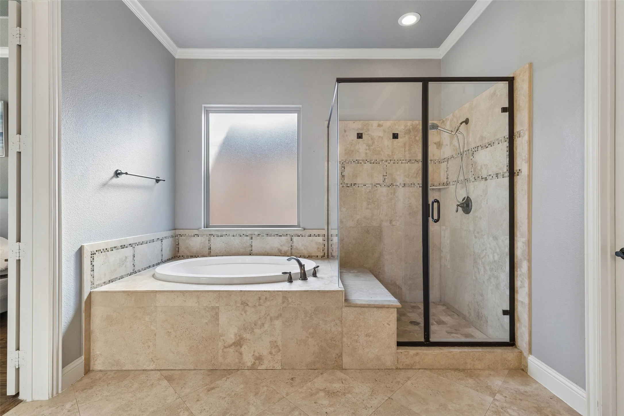 Single Family Residence For Rent in Denton County , 3409 Dunbar Court, The Colony, Texas 75056, 5 Bedroom, 5 Bathroom, 2 Garage spaces, 4,349 Sqft, built in 2014, mls#21394302, Real Estate Agent in The Colony, Homes For Rent in Denton county, Homes For Rent in The Colony, Realtor in The Colony Texas, Real Estate Brokerage Independent Realty Texas, Luminita Cordes Realtor