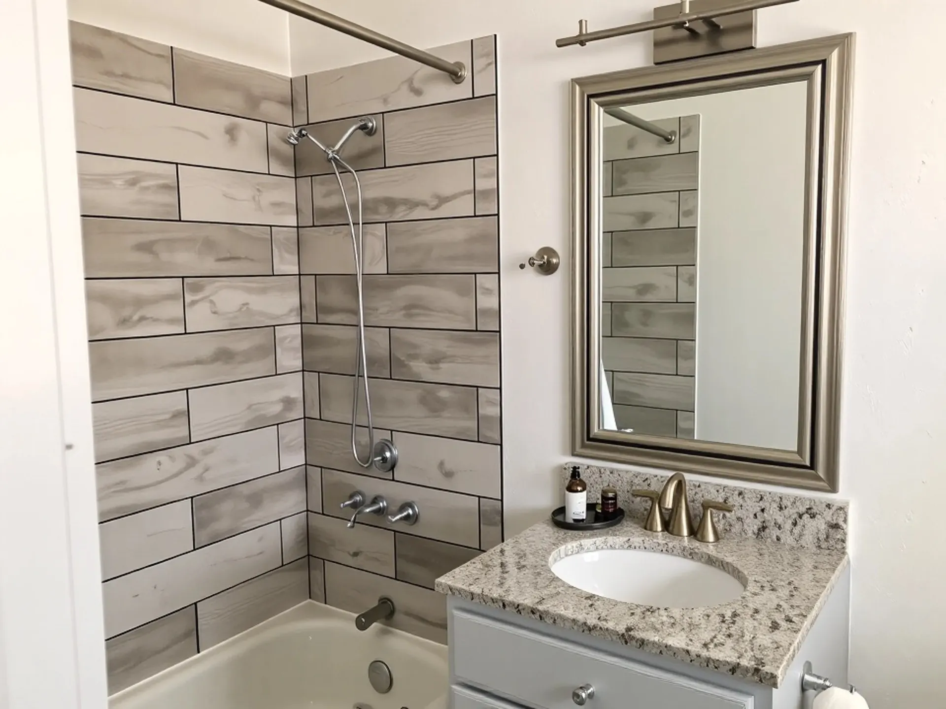 Apartment For Rent in Tarrant County , 2100 Forest Park Boulevard, Fort Worth, Texas 76110, 1 Bedroom, 1 Bathroom, Garage spaces, 13,984 Sqft, built in 1926, mls#21394324, Real Estate Agent in Fort Worth, Homes For Rent in Tarrant county, Homes For Rent in Fort Worth, Realtor in Fort Worth Texas, Real Estate Brokerage Independent Realty Texas, Luminita Cordes Realtor
