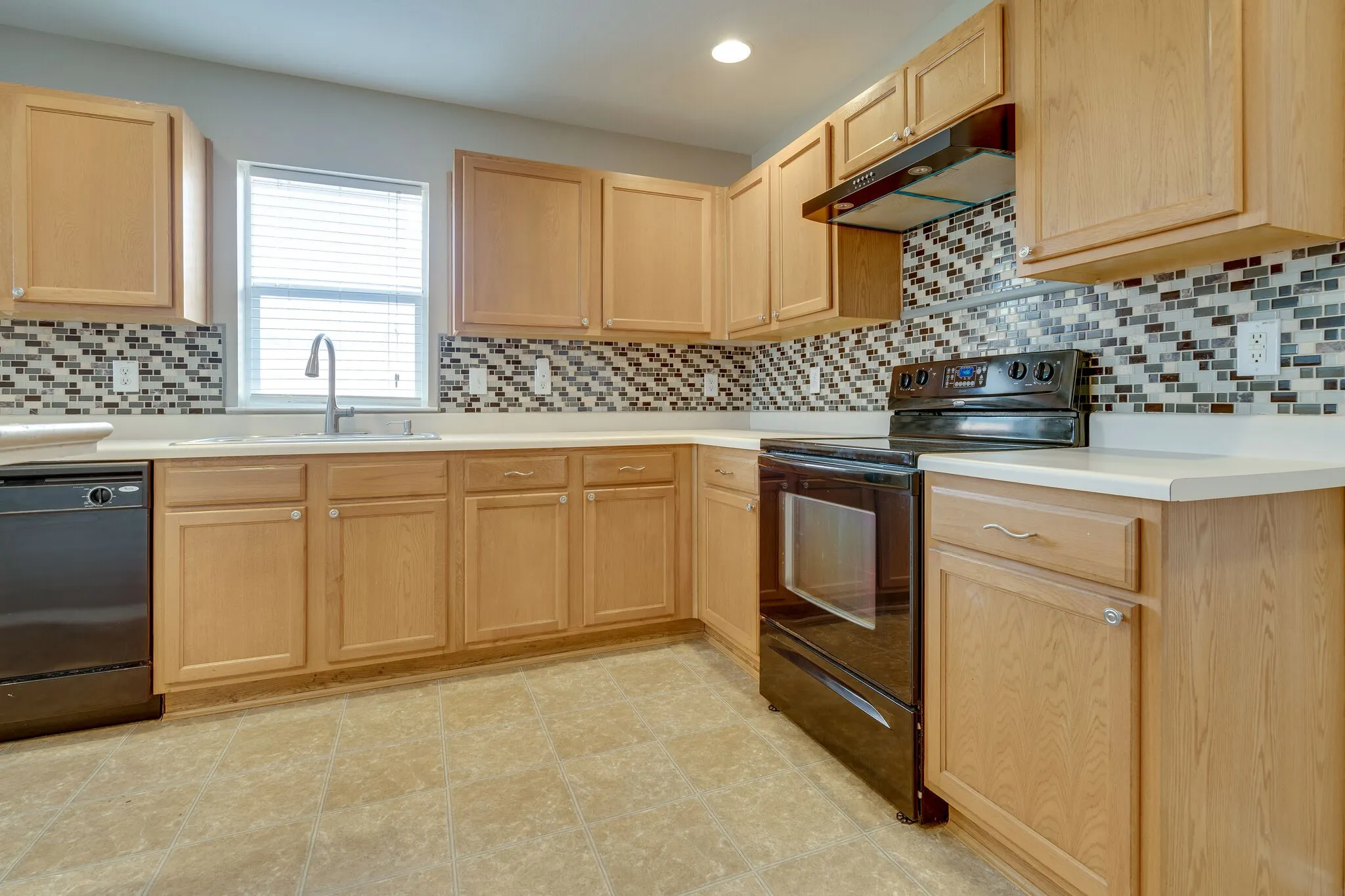Single Family Residence For Rent in Denton County , 1901 Foxfield, Fort Worth, Texas 76247, 4 Bedroom, 2 Bathroom, 2 Garage spaces, 2,093 Sqft, built in 2007, mls#21394325, Real Estate Agent in Fort Worth, Homes For Rent in Denton county, Homes For Rent in Fort Worth, Realtor in Fort Worth Texas, Real Estate Brokerage Independent Realty Texas, Luminita Cordes Realtor