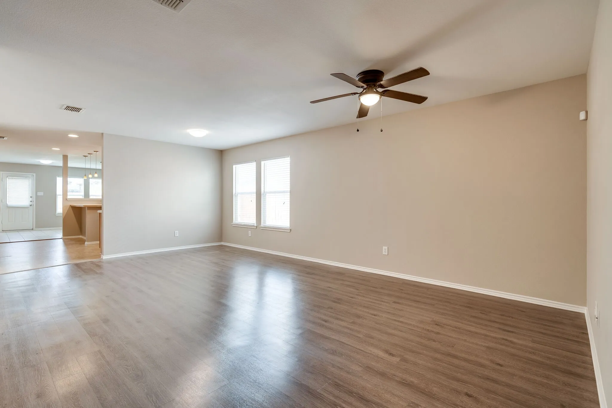 Single Family Residence For Rent