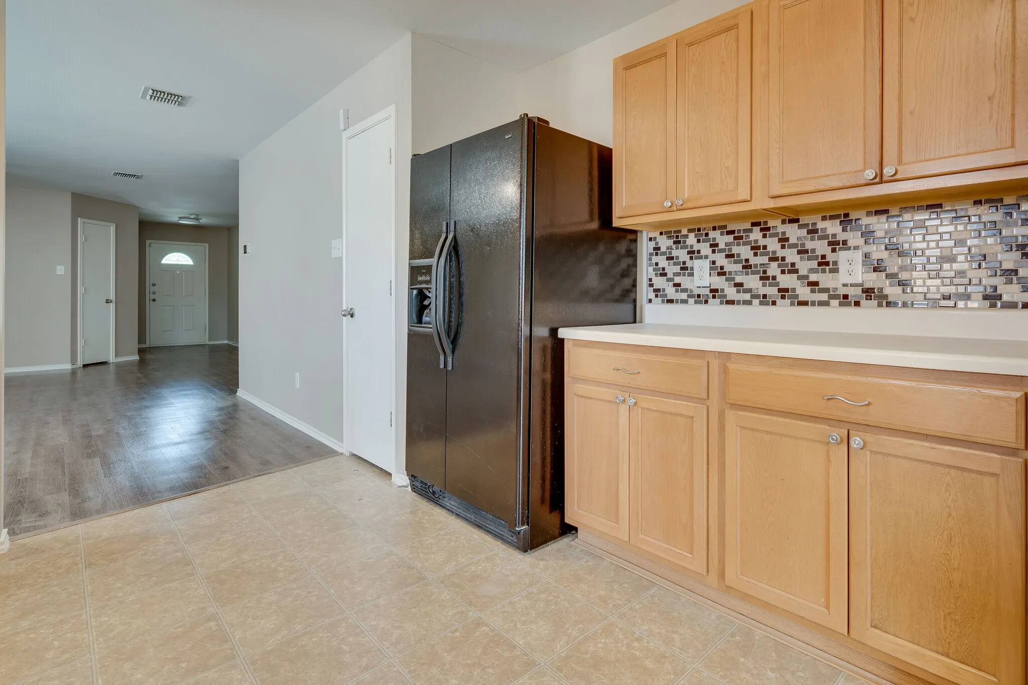 Single Family Residence For Rent in Denton County , 1901 Foxfield, Fort Worth, Texas 76247, 4 Bedroom, 2 Bathroom, 2 Garage spaces, 2,093 Sqft, built in 2007, mls#21394325, Real Estate Agent in Fort Worth, Homes For Rent in Denton county, Homes For Rent in Fort Worth, Realtor in Fort Worth Texas, Real Estate Brokerage Independent Realty Texas, Luminita Cordes Realtor