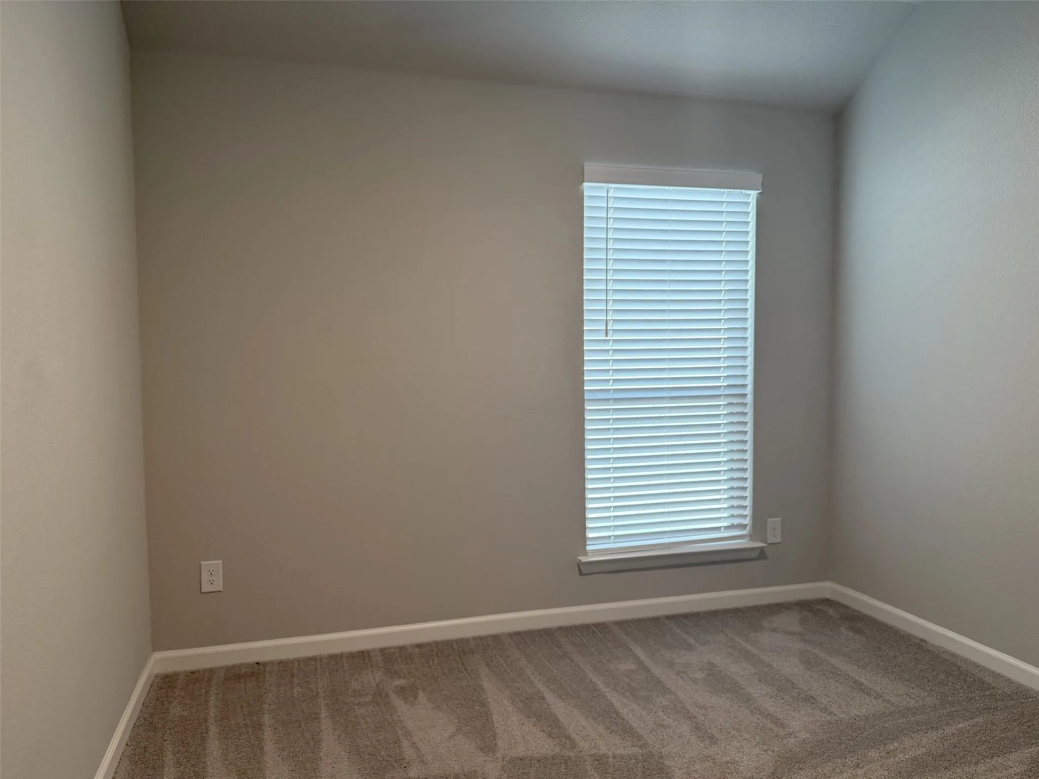Single Family Residence For Rent in Denton County , 3141 Brazoria Drive, Little Elm, Texas 75068, 3 Bedroom, 2 Bathroom, 2 Garage spaces, 1,734 Sqft, built in 2023, mls#21394287, Real Estate Agent in Little Elm, Homes For Rent in Denton county, Homes For Rent in Little Elm, Realtor in Little Elm Texas, Real Estate Brokerage Independent Realty Texas, Luminita Cordes Realtor
