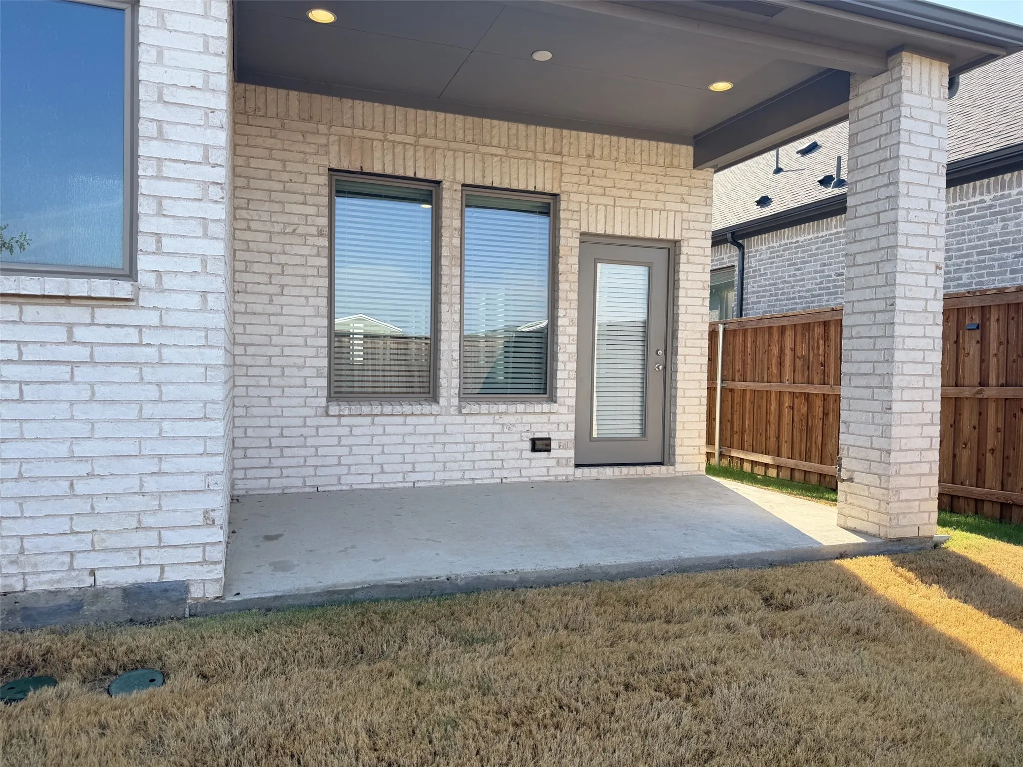 Single Family Residence For Rent in Denton County , 3141 Brazoria Drive, Little Elm, Texas 75068, 3 Bedroom, 2 Bathroom, 2 Garage spaces, 1,734 Sqft, built in 2023, mls#21394287, Real Estate Agent in Little Elm, Homes For Rent in Denton county, Homes For Rent in Little Elm, Realtor in Little Elm Texas, Real Estate Brokerage Independent Realty Texas, Luminita Cordes Realtor
