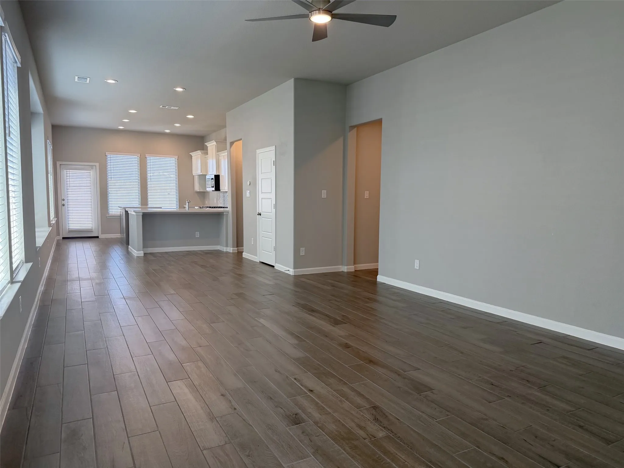 Single Family Residence For Rent in Denton County , 3141 Brazoria Drive, Little Elm, Texas 75068, 3 Bedroom, 2 Bathroom, 2 Garage spaces, 1,734 Sqft, built in 2023, mls#21394287, Real Estate Agent in Little Elm, Homes For Rent in Denton county, Homes For Rent in Little Elm, Realtor in Little Elm Texas, Real Estate Brokerage Independent Realty Texas, Luminita Cordes Realtor