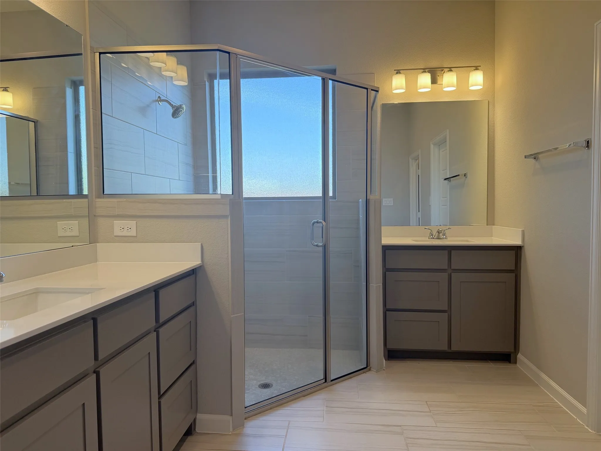 Single Family Residence For Rent in Denton County , 3141 Brazoria Drive, Little Elm, Texas 75068, 3 Bedroom, 2 Bathroom, 2 Garage spaces, 1,734 Sqft, built in 2023, mls#21394287, Real Estate Agent in Little Elm, Homes For Rent in Denton county, Homes For Rent in Little Elm, Realtor in Little Elm Texas, Real Estate Brokerage Independent Realty Texas, Luminita Cordes Realtor