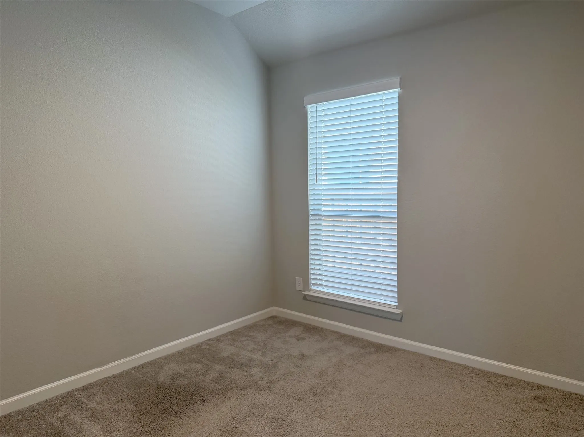 Single Family Residence For Rent in Denton County , 3141 Brazoria Drive, Little Elm, Texas 75068, 3 Bedroom, 2 Bathroom, 2 Garage spaces, 1,734 Sqft, built in 2023, mls#21394287, Real Estate Agent in Little Elm, Homes For Rent in Denton county, Homes For Rent in Little Elm, Realtor in Little Elm Texas, Real Estate Brokerage Independent Realty Texas, Luminita Cordes Realtor