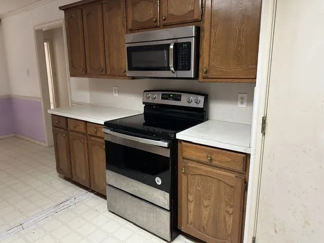 Single Family Residence For Sale in Kaufman County , 503 Pin Oak Drive, Terrell, Texas 75161, 3 Bedroom, 3 Bathroom, 2 Garage spaces, 1,861 Sqft, built in 1995, mls#21394257, Real Estate Agent in Terrell, Homes For Sale in Kaufman county, Homes For Sale in Terrell, Realtor in Terrell Texas, Real Estate Brokerage Independent Realty Texas, Luminita Cordes Realtor