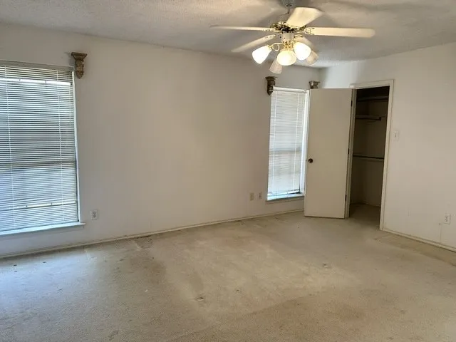 Single Family Residence For Sale in Kaufman County , 503 Pin Oak Drive, Terrell, Texas 75161, 3 Bedroom, 3 Bathroom, 2 Garage spaces, 1,861 Sqft, built in 1995, mls#21394257, Real Estate Agent in Terrell, Homes For Sale in Kaufman county, Homes For Sale in Terrell, Realtor in Terrell Texas, Real Estate Brokerage Independent Realty Texas, Luminita Cordes Realtor