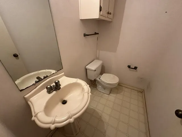 Single Family Residence For Sale in Kaufman County , 503 Pin Oak Drive, Terrell, Texas 75161, 3 Bedroom, 3 Bathroom, 2 Garage spaces, 1,861 Sqft, built in 1995, mls#21394257, Real Estate Agent in Terrell, Homes For Sale in Kaufman county, Homes For Sale in Terrell, Realtor in Terrell Texas, Real Estate Brokerage Independent Realty Texas, Luminita Cordes Realtor