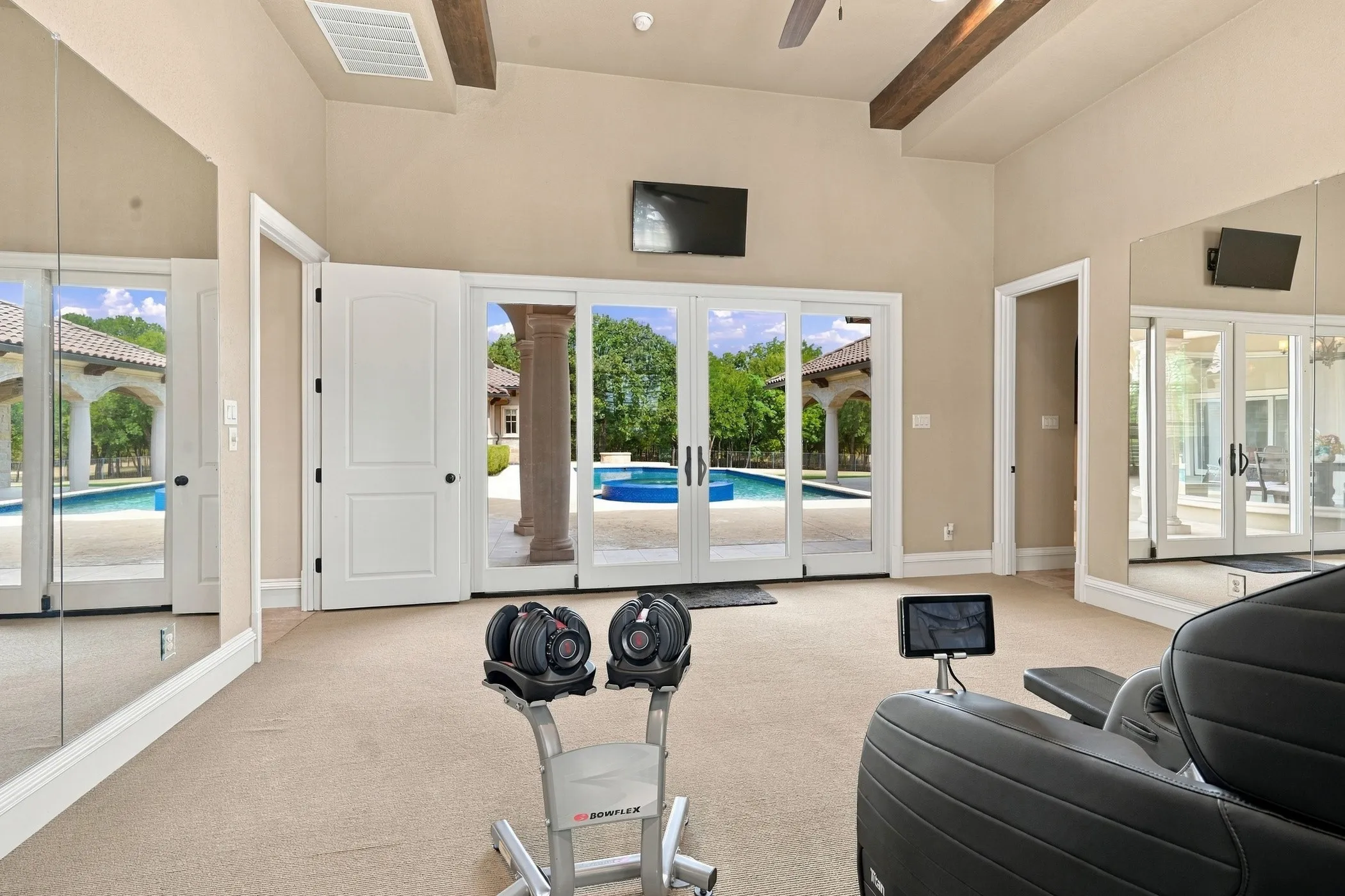 Single Family Residence For Sale in Tarrant County , 4908 Arbol Court, Benbrook, Texas 76126, 4 Bedroom, 7 Bathroom, 2 Garage spaces, 6,314 Sqft, built in 2013, mls#21380798, Real Estate Agent in Benbrook, Homes For Sale in Tarrant county, Homes For Sale in Benbrook, Realtor in Benbrook Texas, Real Estate Brokerage Independent Realty Texas, Luminita Cordes Realtor