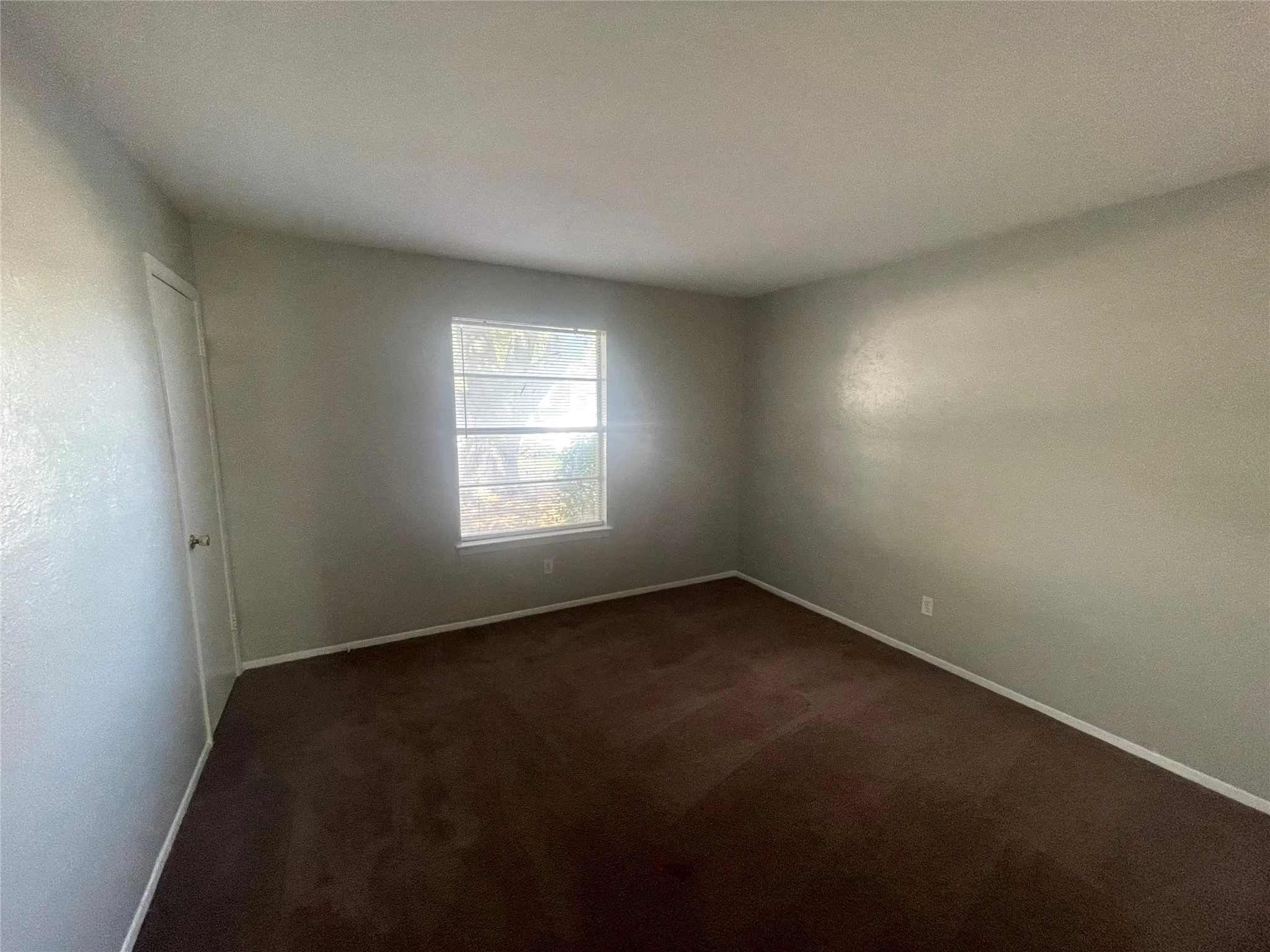 Single Family Residence For Rent in Dallas County , 1418 Rockbrook Street, Lancaster, Texas 75134, 3 Bedroom, 2 Bathroom, 2 Garage spaces, 1,162 Sqft, built in 1973, mls#21394336, Real Estate Agent in Lancaster, Homes For Rent in Dallas county, Homes For Rent in Lancaster, Realtor in Lancaster Texas, Real Estate Brokerage Independent Realty Texas, Luminita Cordes Realtor