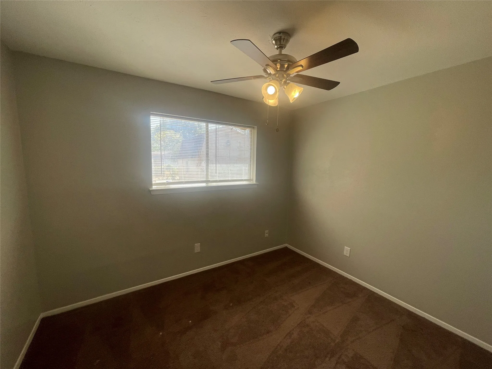 Single Family Residence For Rent in Dallas County , 1418 Rockbrook Street, Lancaster, Texas 75134, 3 Bedroom, 2 Bathroom, 2 Garage spaces, 1,162 Sqft, built in 1973, mls#21394336, Real Estate Agent in Lancaster, Homes For Rent in Dallas county, Homes For Rent in Lancaster, Realtor in Lancaster Texas, Real Estate Brokerage Independent Realty Texas, Luminita Cordes Realtor
