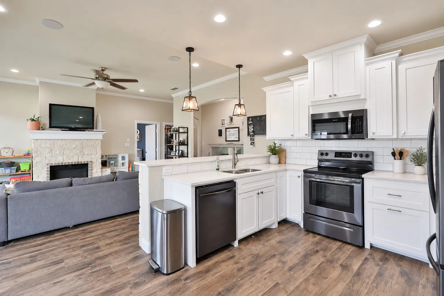 Note: Dishwasher & Range shown have been replaced with newer models.