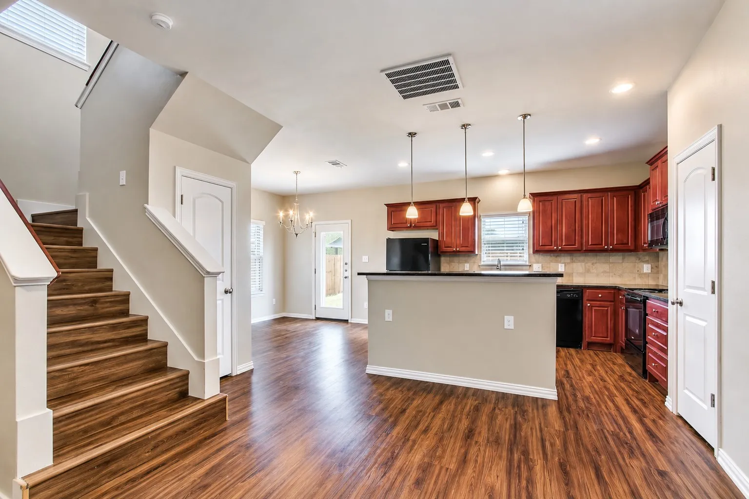 Duplex For Sale in Denton County , 4917-4919 Sanger Circle Drive, Sanger, Texas 76266, 6 Bedroom, 6 Bathroom, 4 Garage spaces, 0 Sqft, built in 2017, mls#21394131, Real Estate Agent in Sanger, Homes For Sale in Denton county, Homes For Sale in Sanger, Realtor in Sanger Texas, Real Estate Brokerage Independent Realty Texas, Luminita Cordes Realtor