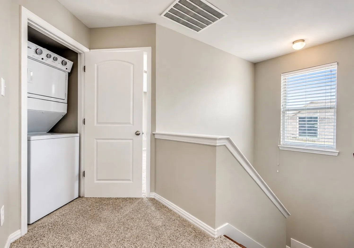 Duplex For Sale in Denton County , 4917-4919 Sanger Circle Drive, Sanger, Texas 76266, 6 Bedroom, 6 Bathroom, 4 Garage spaces, 0 Sqft, built in 2017, mls#21394131, Real Estate Agent in Sanger, Homes For Sale in Denton county, Homes For Sale in Sanger, Realtor in Sanger Texas, Real Estate Brokerage Independent Realty Texas, Luminita Cordes Realtor
