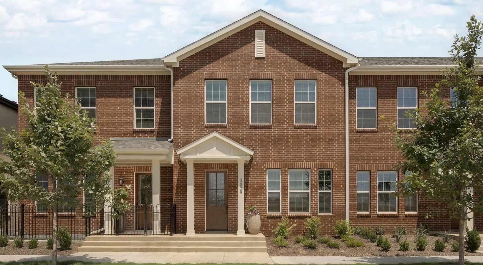 Townhouse For Rent in Tarrant County , 3819 Snow Goose Trail 3921, Arlington, Texas 76005, 3 Bedroom, 3 Bathroom, 2 Garage spaces, 1,835 Sqft, built in 2025, mls#21394350, Real Estate Agent in Arlington, Homes For Rent in Tarrant county, Homes For Rent in Arlington, Realtor in Arlington Texas, Real Estate Brokerage Independent Realty Texas, Luminita Cordes Realtor