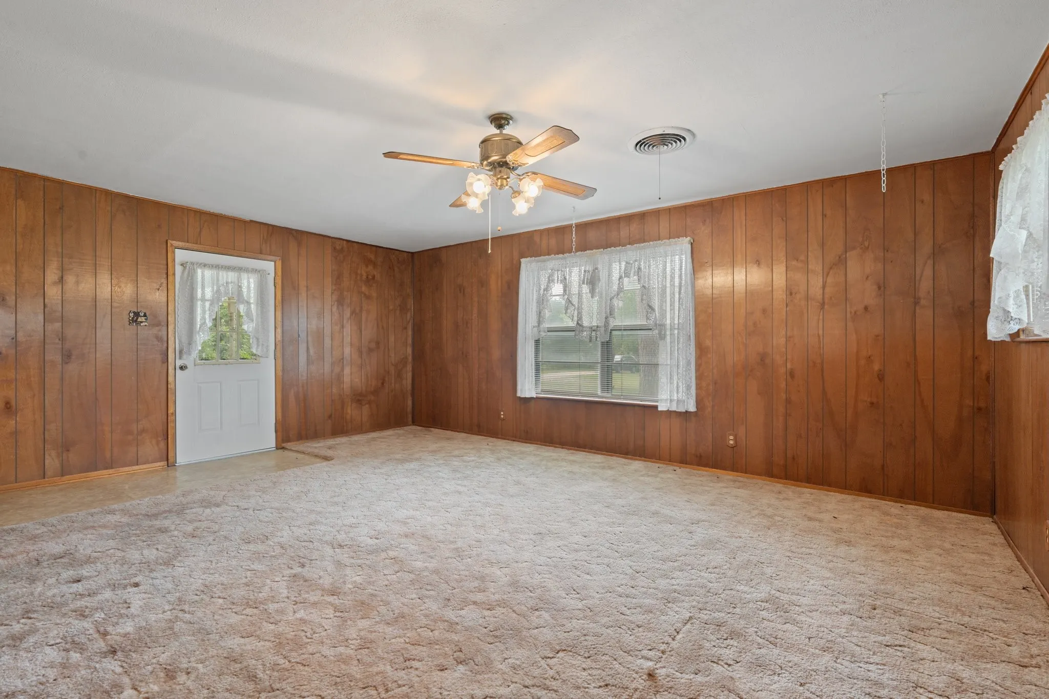 Improved Land For Sale in Johnson County , 3501 CR 312, Cleburne, Texas 76031, 0, 0, Garage spaces, 0 Sqft, built in 1975, mls#21394320, Real Estate Agent in Cleburne, Homes For Sale in Johnson county, Homes For Sale in Cleburne, Realtor in Cleburne Texas, Real Estate Brokerage Independent Realty Texas, Luminita Cordes Realtor