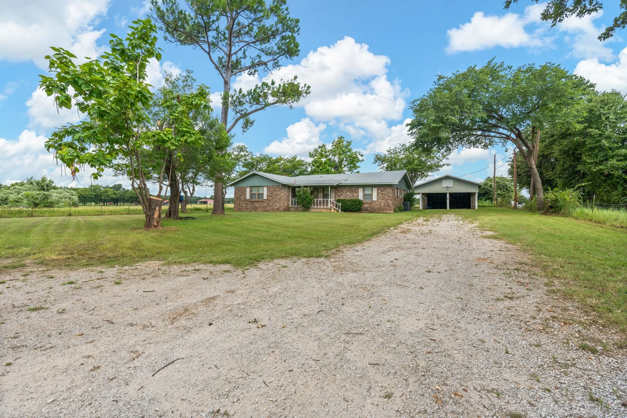 Improved Land For Sale in Johnson County , 3501 CR 312, Cleburne, Texas 76031, 0, 0, Garage spaces, 0 Sqft, built in 1975, mls#21394320, Real Estate Agent in Cleburne, Homes For Sale in Johnson county, Homes For Sale in Cleburne, Realtor in Cleburne Texas, Real Estate Brokerage Independent Realty Texas, Luminita Cordes Realtor