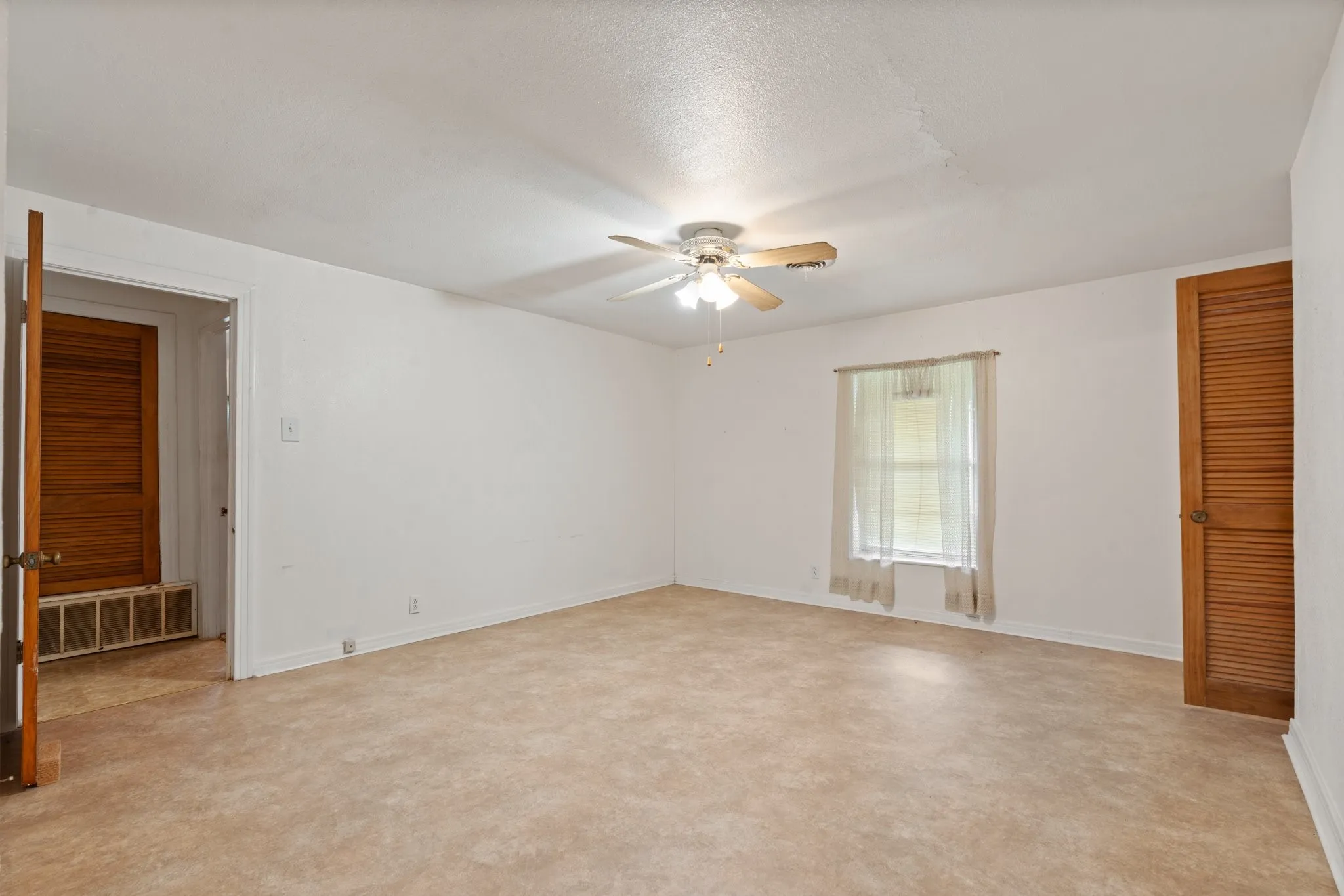 Improved Land For Sale in Johnson County , 3501 CR 312, Cleburne, Texas 76031, 0, 0, Garage spaces, 0 Sqft, built in 1975, mls#21394320, Real Estate Agent in Cleburne, Homes For Sale in Johnson county, Homes For Sale in Cleburne, Realtor in Cleburne Texas, Real Estate Brokerage Independent Realty Texas, Luminita Cordes Realtor