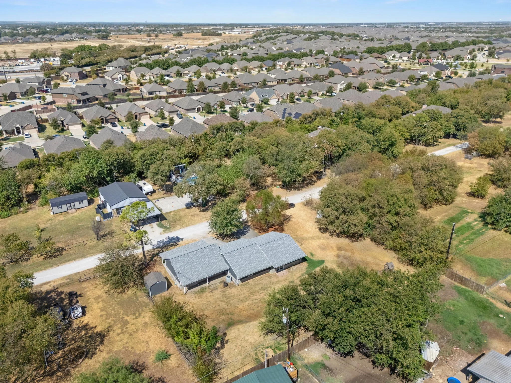 Single Family Residence For Sale in Denton County , 2810 Wild Valley Drive, Little Elm, Texas 75068, 4 Bedroom, 2 Bathroom, Garage spaces, 1,680 Sqft, built in 1994, mls#21394240, Real Estate Agent in Little Elm, Homes For Sale in Denton county, Homes For Sale in Little Elm, Realtor in Little Elm Texas, Real Estate Brokerage Independent Realty Texas, Luminita Cordes Realtor