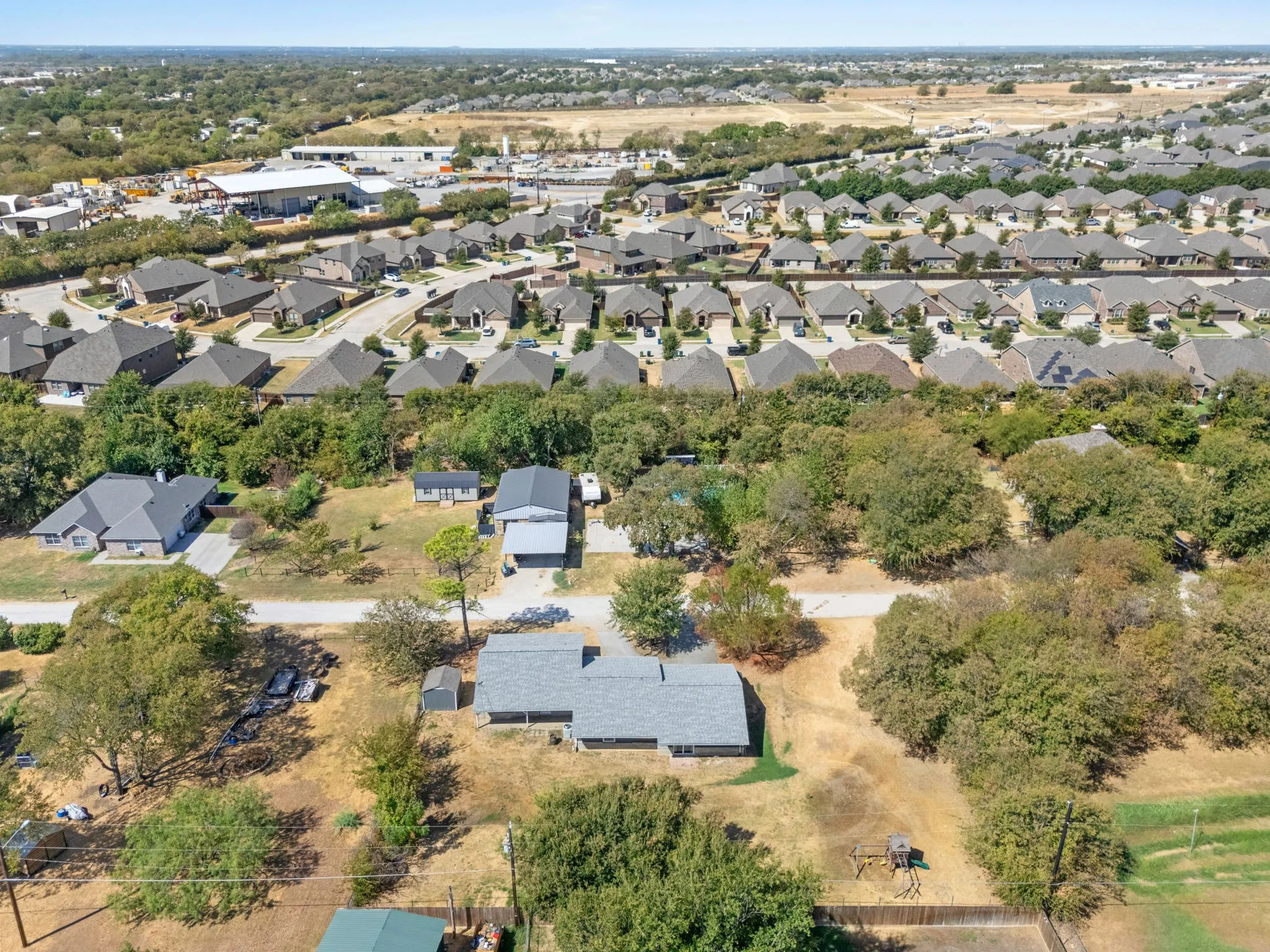 Single Family Residence For Sale in Denton County , 2810 Wild Valley Drive, Little Elm, Texas 75068, 4 Bedroom, 2 Bathroom, Garage spaces, 1,680 Sqft, built in 1994, mls#21394240, Real Estate Agent in Little Elm, Homes For Sale in Denton county, Homes For Sale in Little Elm, Realtor in Little Elm Texas, Real Estate Brokerage Independent Realty Texas, Luminita Cordes Realtor