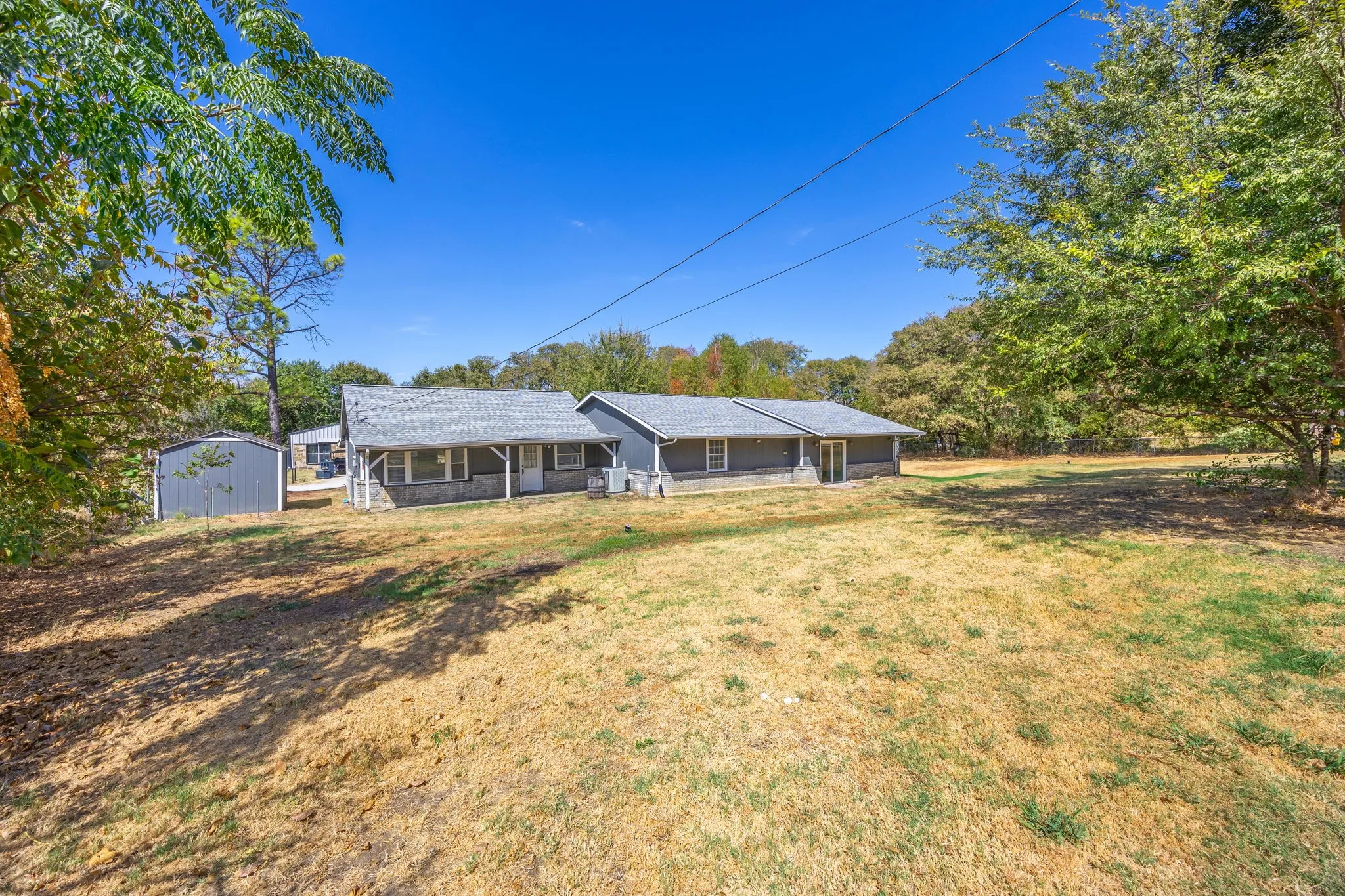 Single Family Residence For Sale in Denton County , 2810 Wild Valley Drive, Little Elm, Texas 75068, 4 Bedroom, 2 Bathroom, Garage spaces, 1,680 Sqft, built in 1994, mls#21394240, Real Estate Agent in Little Elm, Homes For Sale in Denton county, Homes For Sale in Little Elm, Realtor in Little Elm Texas, Real Estate Brokerage Independent Realty Texas, Luminita Cordes Realtor