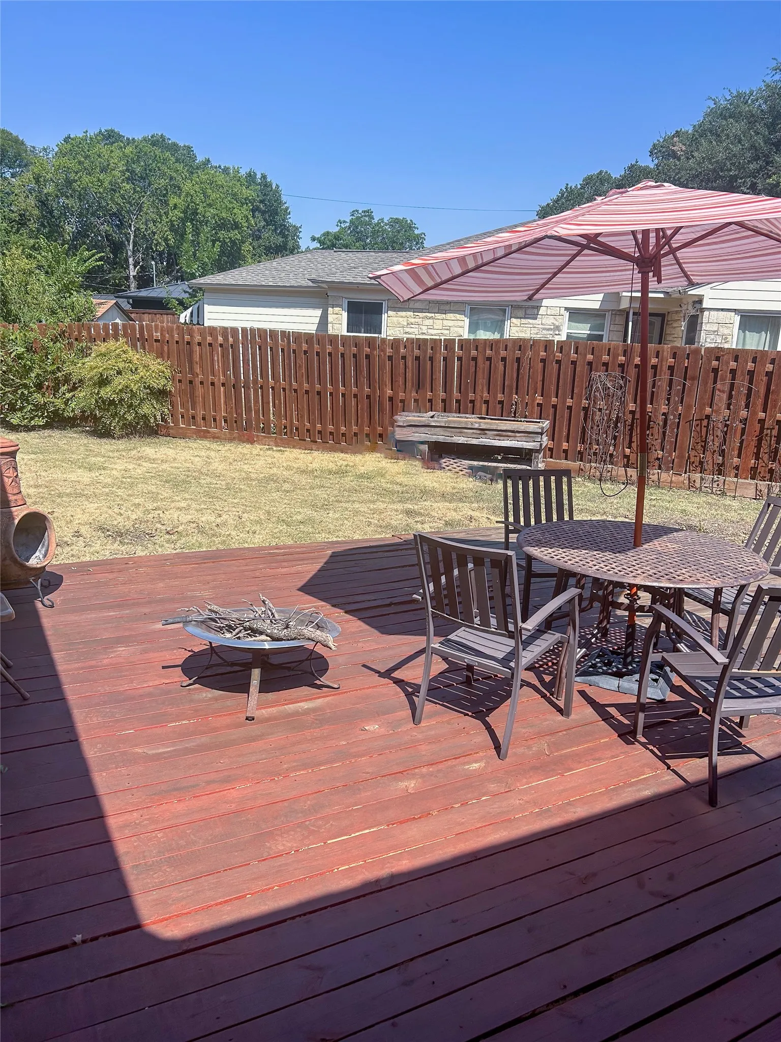Single Family Residence For Rent in Dallas County , 6547 Starling Circle, Dallas, Texas 75209, 3 Bedroom, 2 Bathroom, 1 Garage spaces, 2,271 Sqft, built in 1947, mls#21391391, Real Estate Agent in Dallas, Homes For Rent in Dallas county, Homes For Rent in Dallas, Realtor in Dallas Texas, Real Estate Brokerage Independent Realty Texas, Luminita Cordes Realtor