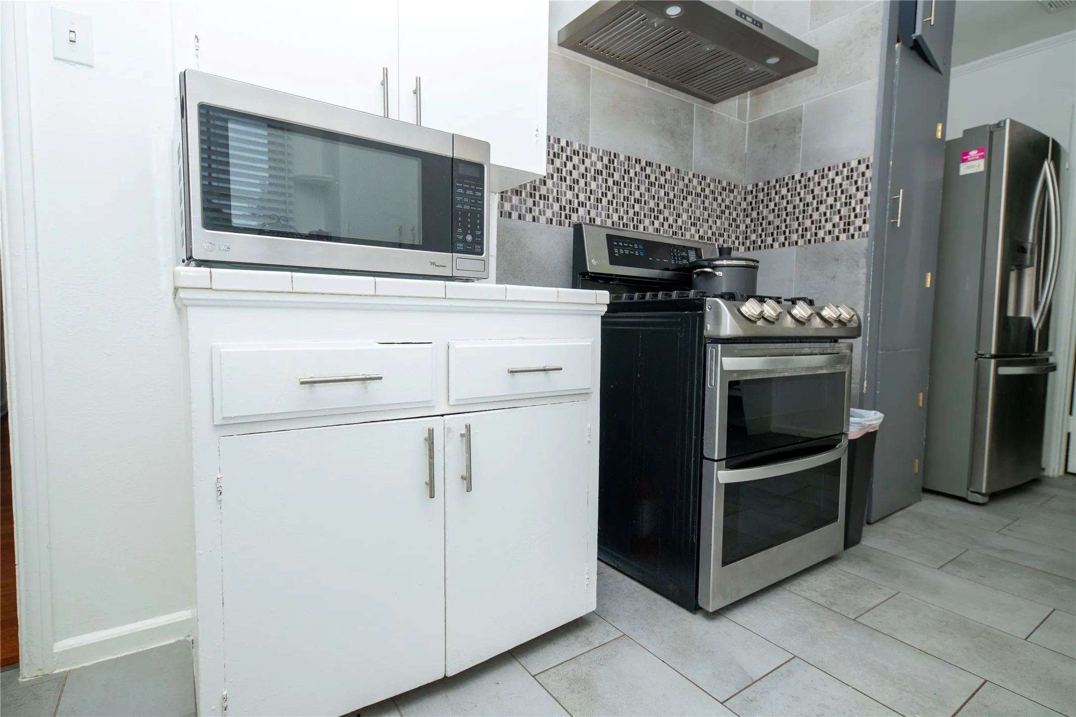 Single Family Residence For Rent in Dallas County , 6547 Starling Circle, Dallas, Texas 75209, 3 Bedroom, 2 Bathroom, 1 Garage spaces, 2,271 Sqft, built in 1947, mls#21391391, Real Estate Agent in Dallas, Homes For Rent in Dallas county, Homes For Rent in Dallas, Realtor in Dallas Texas, Real Estate Brokerage Independent Realty Texas, Luminita Cordes Realtor