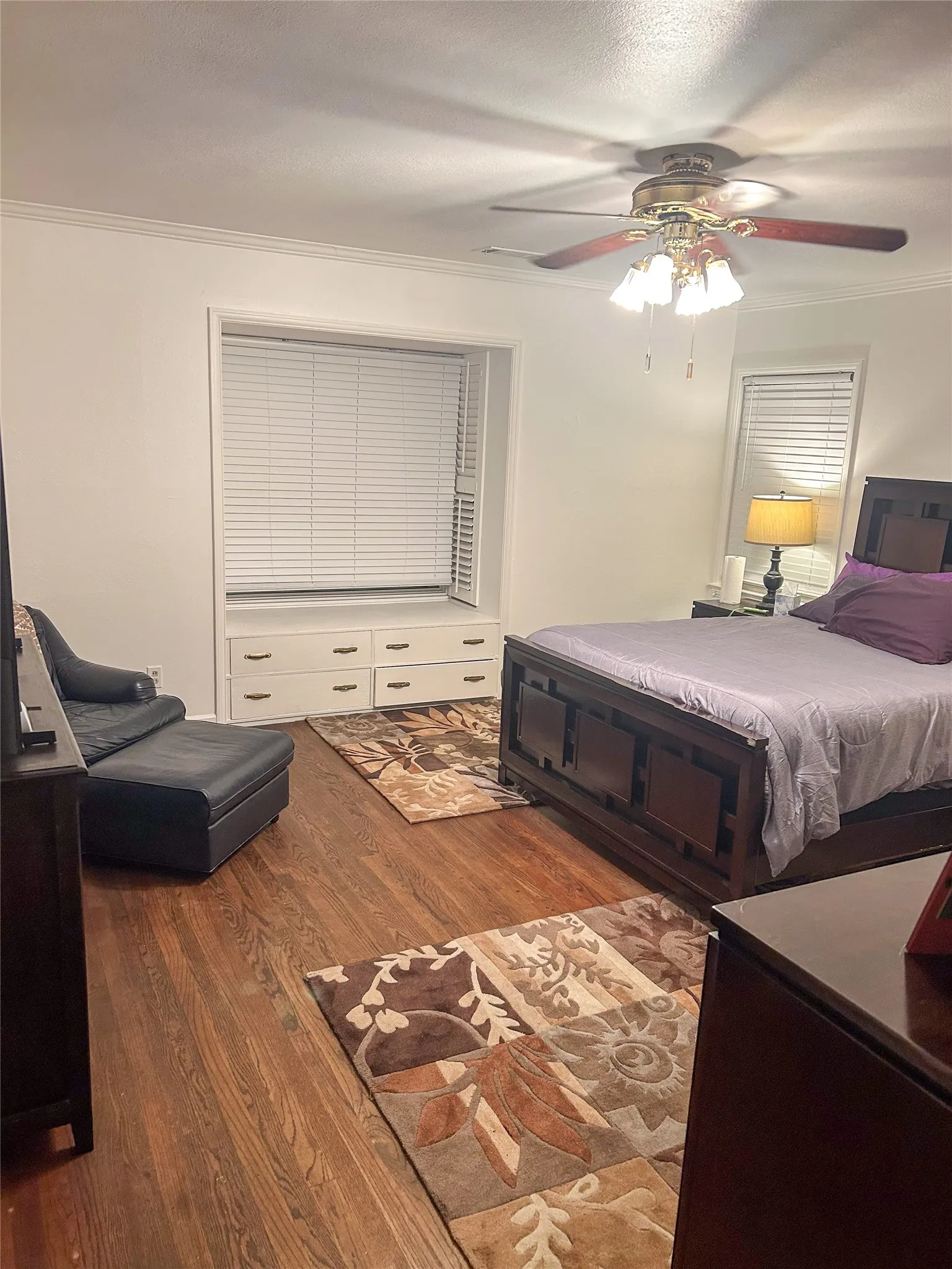 Single Family Residence For Rent in Dallas County , 6547 Starling Circle, Dallas, Texas 75209, 3 Bedroom, 2 Bathroom, 1 Garage spaces, 2,271 Sqft, built in 1947, mls#21391391, Real Estate Agent in Dallas, Homes For Rent in Dallas county, Homes For Rent in Dallas, Realtor in Dallas Texas, Real Estate Brokerage Independent Realty Texas, Luminita Cordes Realtor