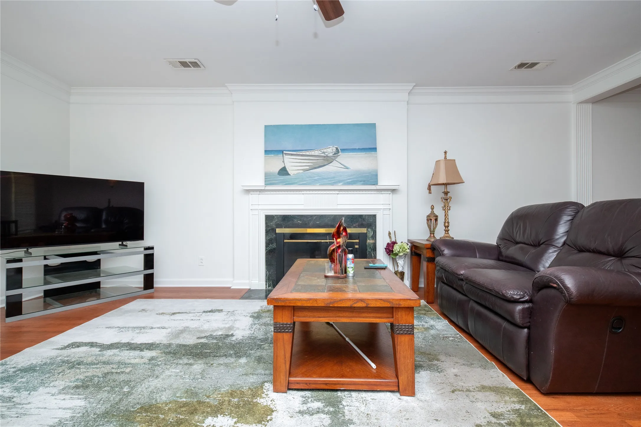 Single Family Residence For Rent in Dallas County , 6547 Starling Circle, Dallas, Texas 75209, 3 Bedroom, 2 Bathroom, 1 Garage spaces, 2,271 Sqft, built in 1947, mls#21391391, Real Estate Agent in Dallas, Homes For Rent in Dallas county, Homes For Rent in Dallas, Realtor in Dallas Texas, Real Estate Brokerage Independent Realty Texas, Luminita Cordes Realtor