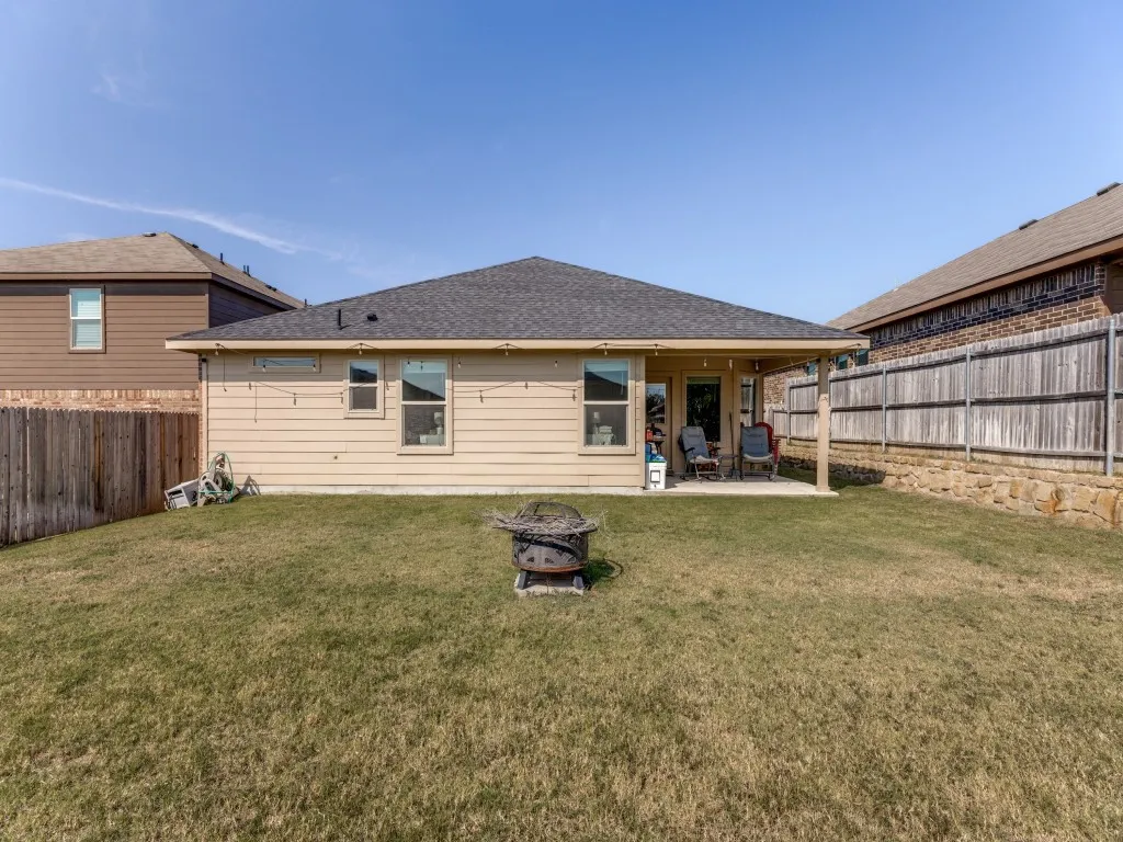 Single Family Residence For Rent in Tarrant County , 9224 Castorian Drive, Fort Worth, Texas 76131, 4 Bedroom, 2 Bathroom, 2 Garage spaces, 1,776 Sqft, built in 2020, mls#21393899, Real Estate Agent in Fort Worth, Homes For Rent in Tarrant county, Homes For Rent in Fort Worth, Realtor in Fort Worth Texas, Real Estate Brokerage Independent Realty Texas, Luminita Cordes Realtor
