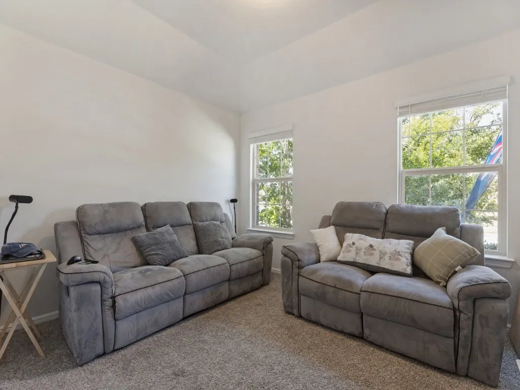 Single Family Residence For Rent in Tarrant County , 9224 Castorian Drive, Fort Worth, Texas 76131, 4 Bedroom, 2 Bathroom, 2 Garage spaces, 1,776 Sqft, built in 2020, mls#21393899, Real Estate Agent in Fort Worth, Homes For Rent in Tarrant county, Homes For Rent in Fort Worth, Realtor in Fort Worth Texas, Real Estate Brokerage Independent Realty Texas, Luminita Cordes Realtor