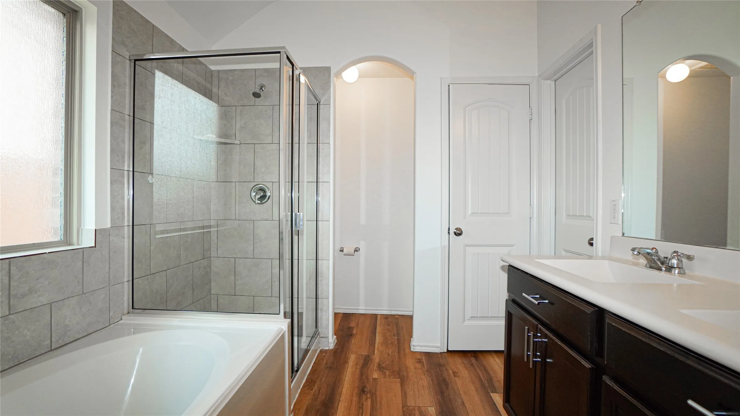 Single Family Residence For Rent in Kaufman County , 3017 Cassinia Parkway, Heartland, Texas 75126, 3 Bedroom, 2 Bathroom, 2 Garage spaces, 1,575 Sqft, built in 2016, mls#21392774, Real Estate Agent in Heartland, Homes For Rent in Kaufman county, Homes For Rent in Heartland, Realtor in Heartland Texas, Real Estate Brokerage Independent Realty Texas, Luminita Cordes Realtor