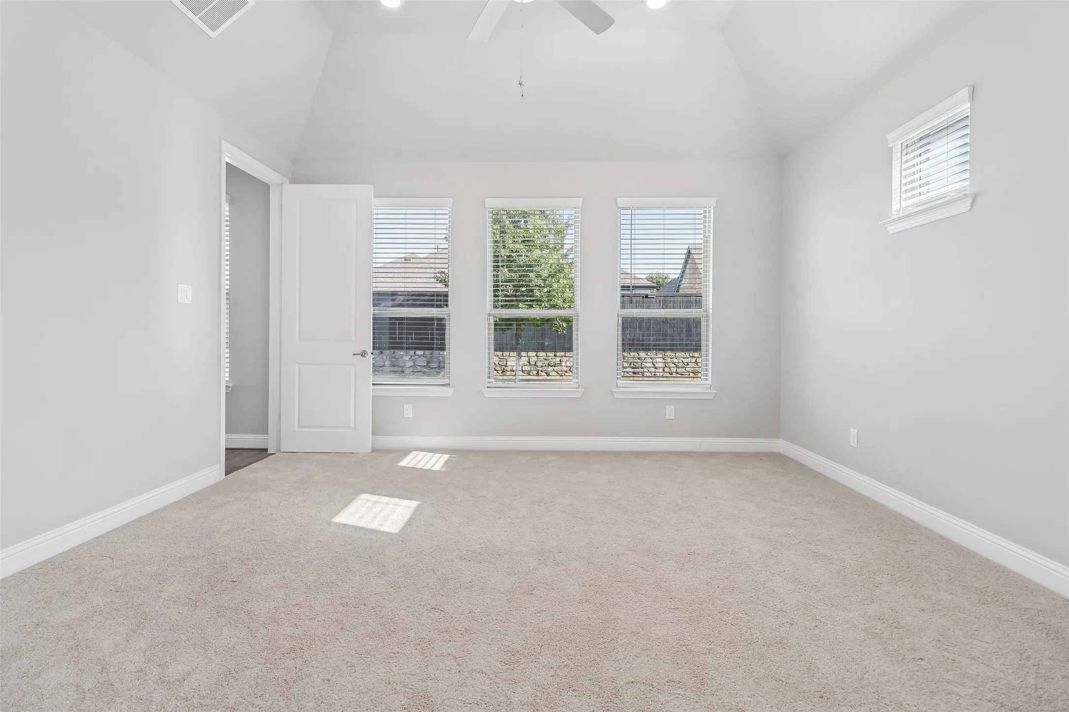 Single Family Residence For Sale in Collin County , 1500 Snapdragon Court, Celina, Texas 75078, 5 Bedroom, 5 Bathroom, 3 Garage spaces, 3,917 Sqft, built in 2019, mls#21382432, Real Estate Agent in Celina, Homes For Sale in Collin county, Homes For Sale in Celina, Realtor in Celina Texas, Real Estate Brokerage Independent Realty Texas, Luminita Cordes Realtor