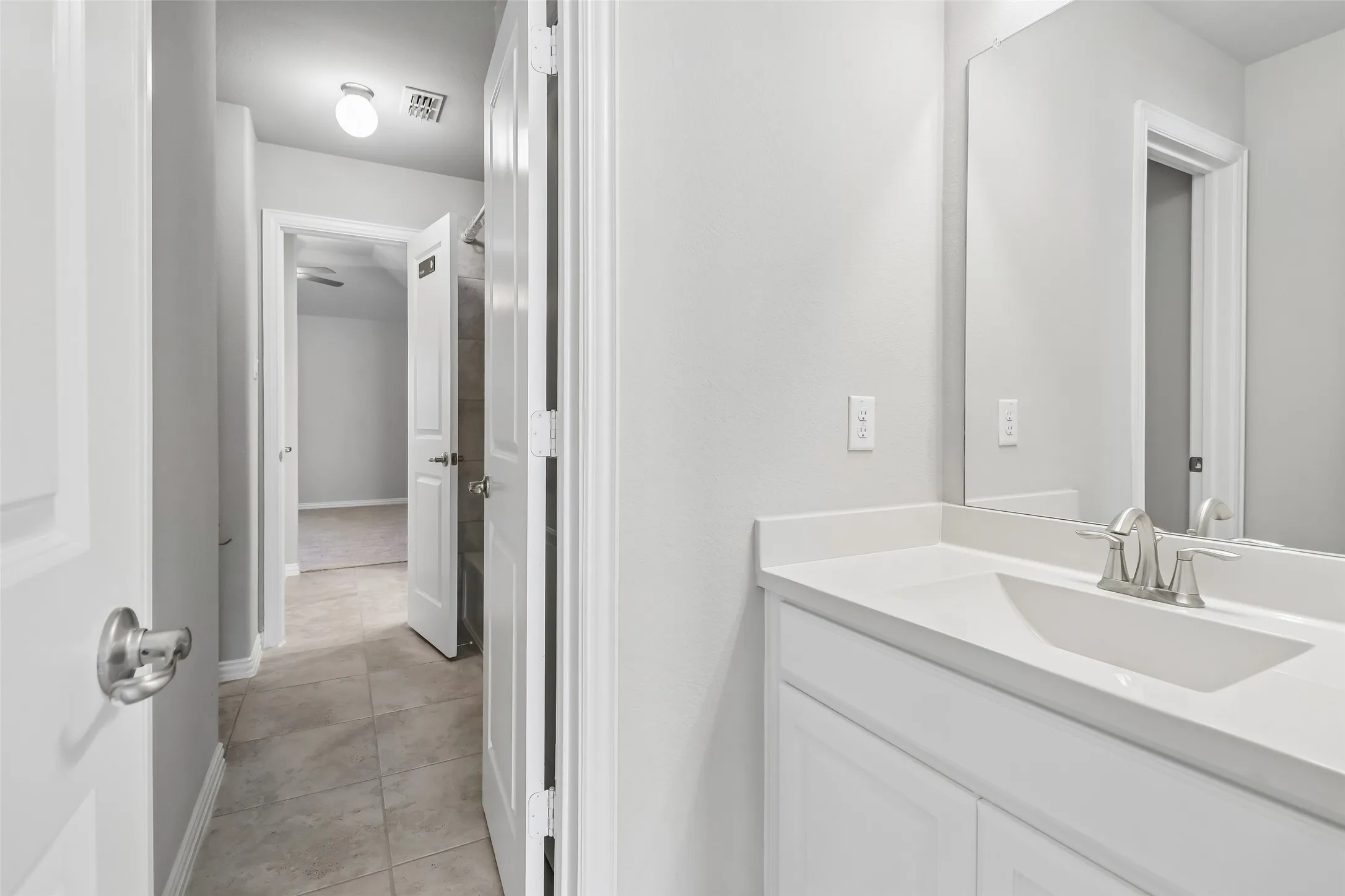 Single Family Residence For Sale in Collin County , 1500 Snapdragon Court, Celina, Texas 75078, 5 Bedroom, 5 Bathroom, 3 Garage spaces, 3,917 Sqft, built in 2019, mls#21382432, Real Estate Agent in Celina, Homes For Sale in Collin county, Homes For Sale in Celina, Realtor in Celina Texas, Real Estate Brokerage Independent Realty Texas, Luminita Cordes Realtor