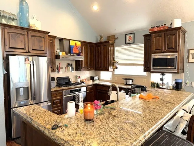 Single Family Residence For Sale in Rockwall County , 1817 Mystic Street, Rockwall, Texas 75032, 4 Bedroom, 2 Bathroom, 2 Garage spaces, 2,171 Sqft, built in 1997, mls#21394381, Real Estate Agent in Rockwall, Homes For Sale in Rockwall county, Homes For Sale in Rockwall, Realtor in Rockwall Texas, Real Estate Brokerage Independent Realty Texas, Luminita Cordes Realtor